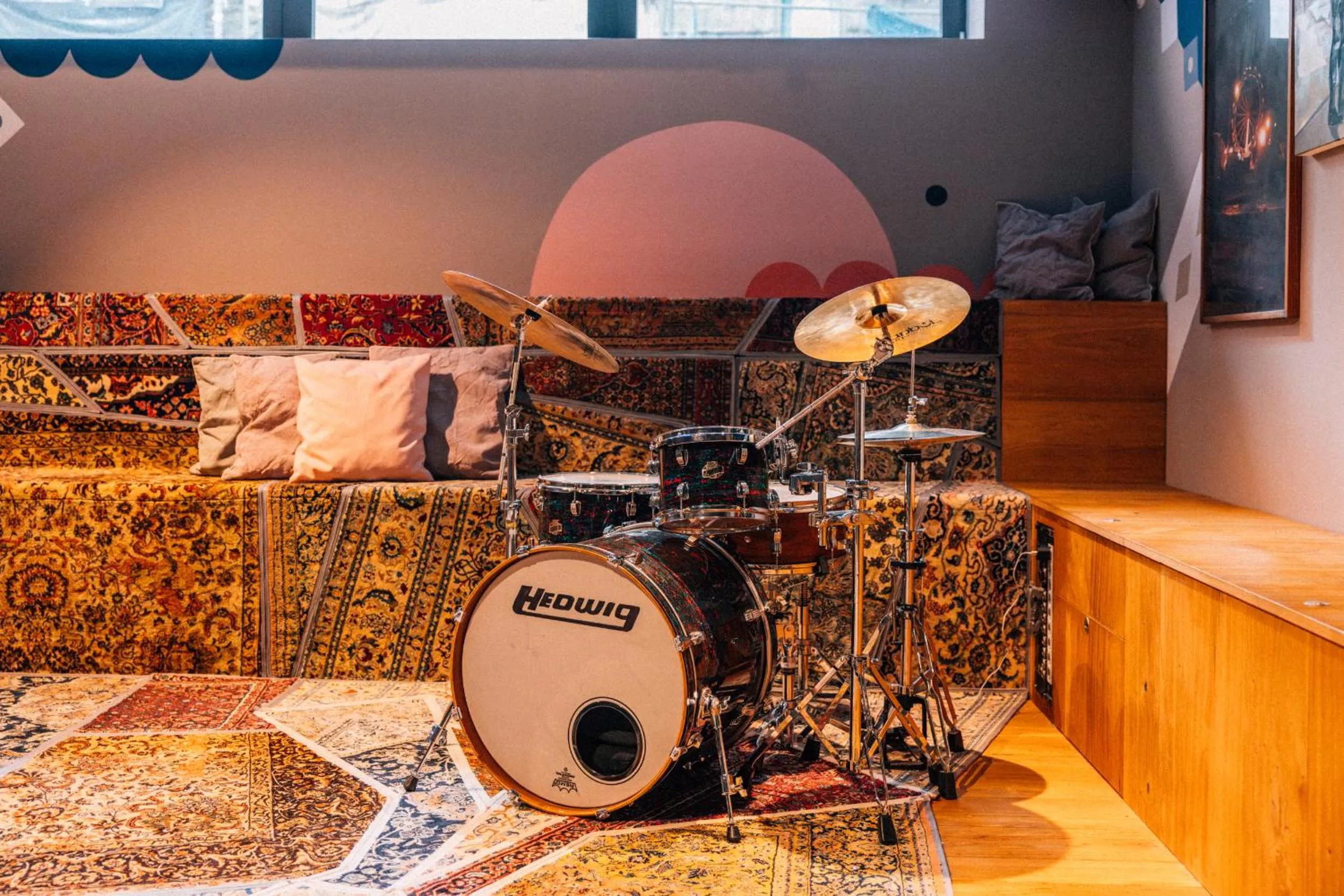 Business facilities in Libertine Lindenberg