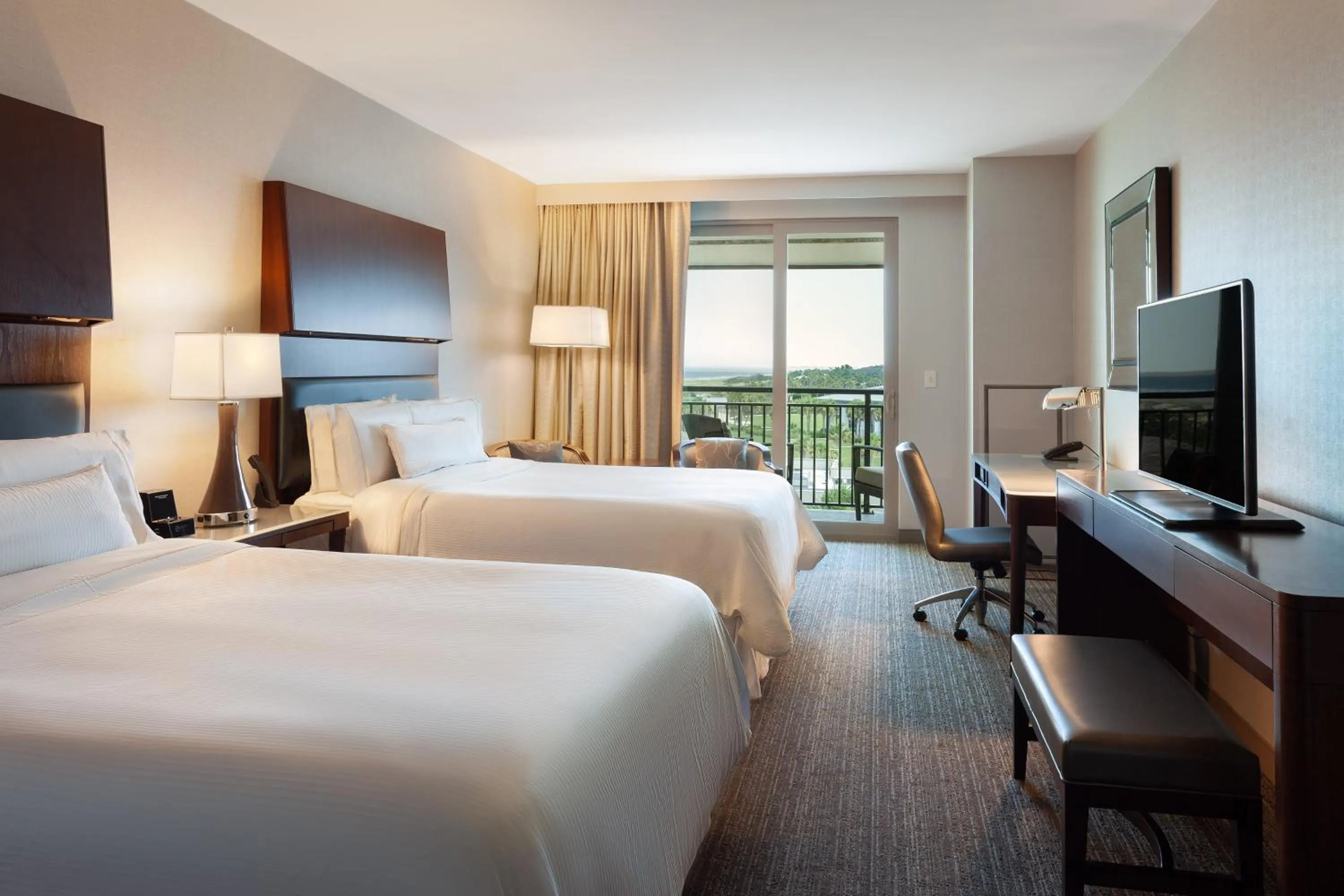 Photo of the whole room, Bed in The Westin Jekyll Island