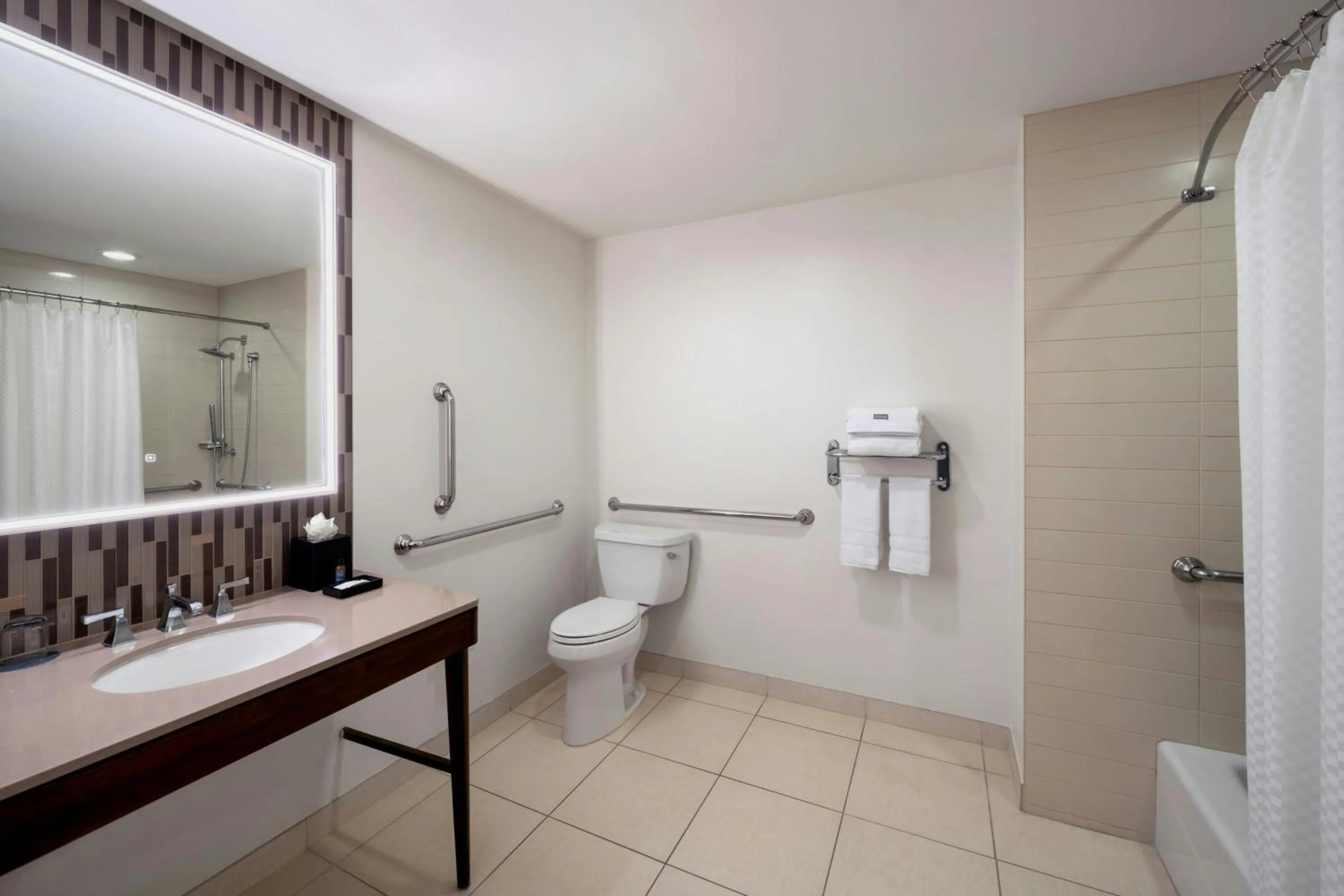 Bathroom in The Westin Jekyll Island Beach Resort