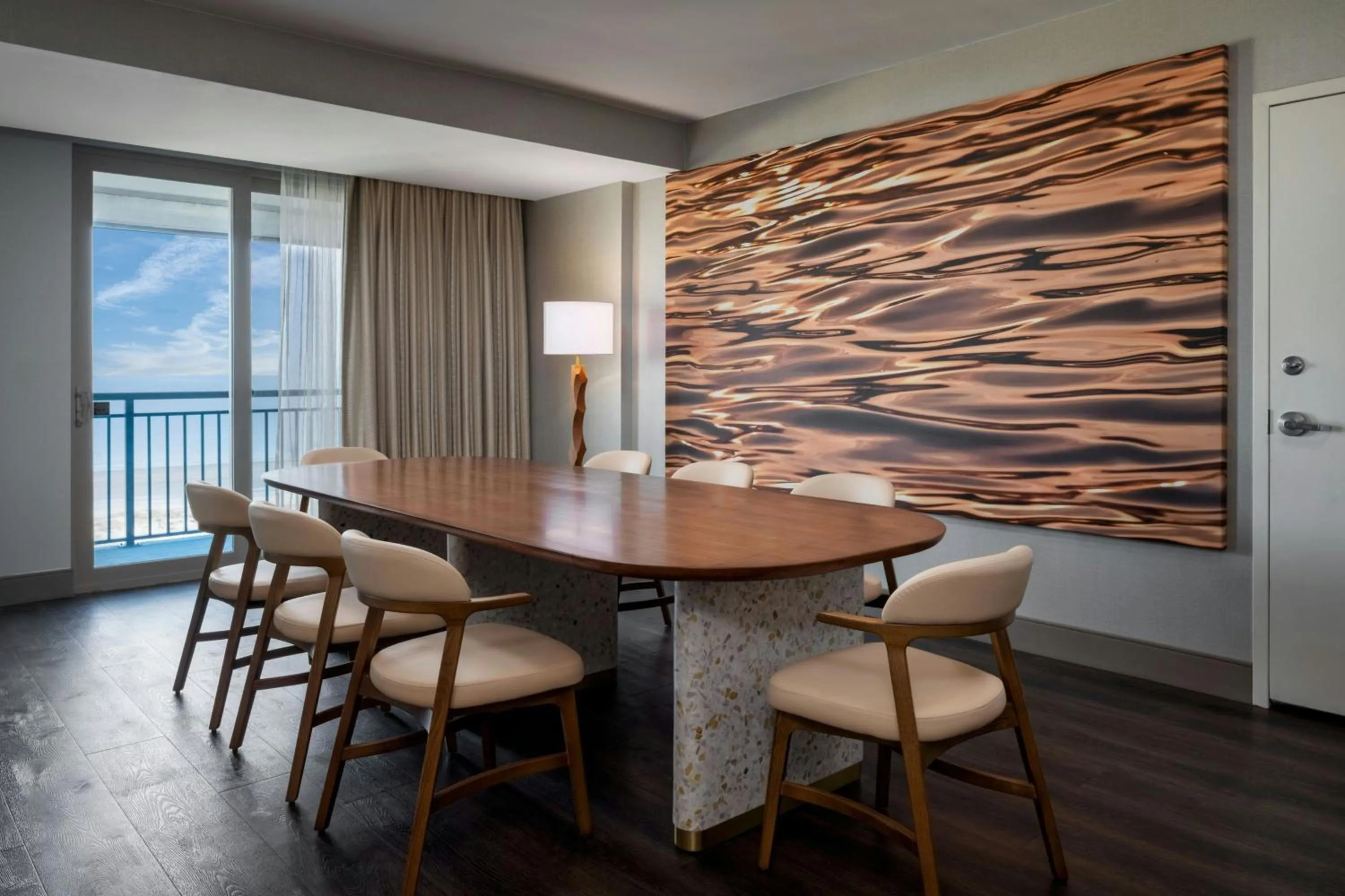 Photo of the whole room in The Westin Jekyll Island Beach Resort