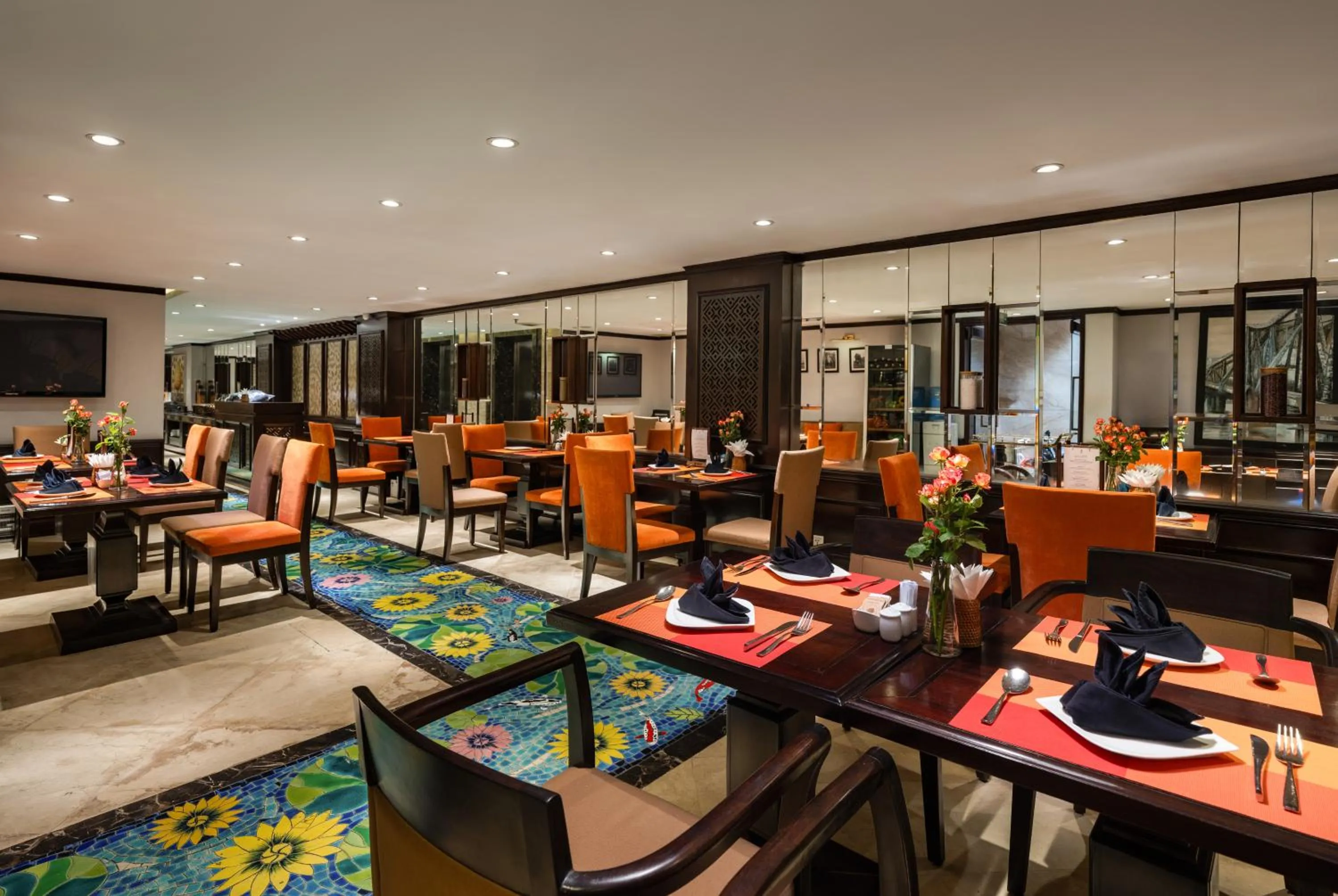 Restaurant/places to eat in Hanoi Solis Hotel