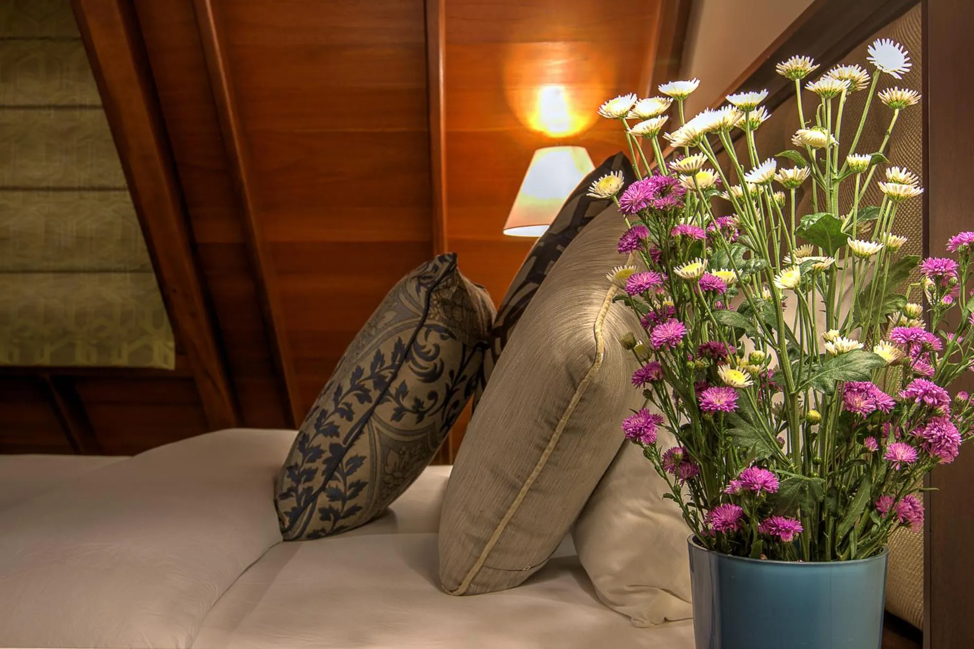 Bedroom, Bed in Tea Plant Nuwara Eliya