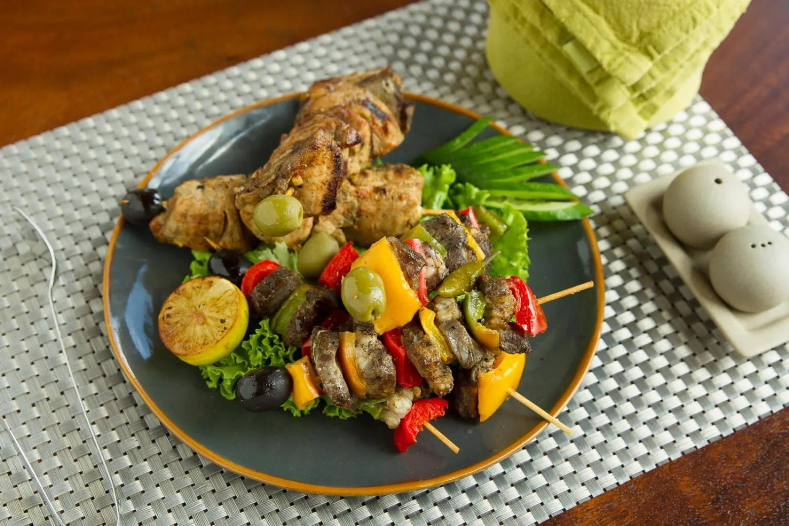 Breakfast in Tea Plant Nuwara Eliya