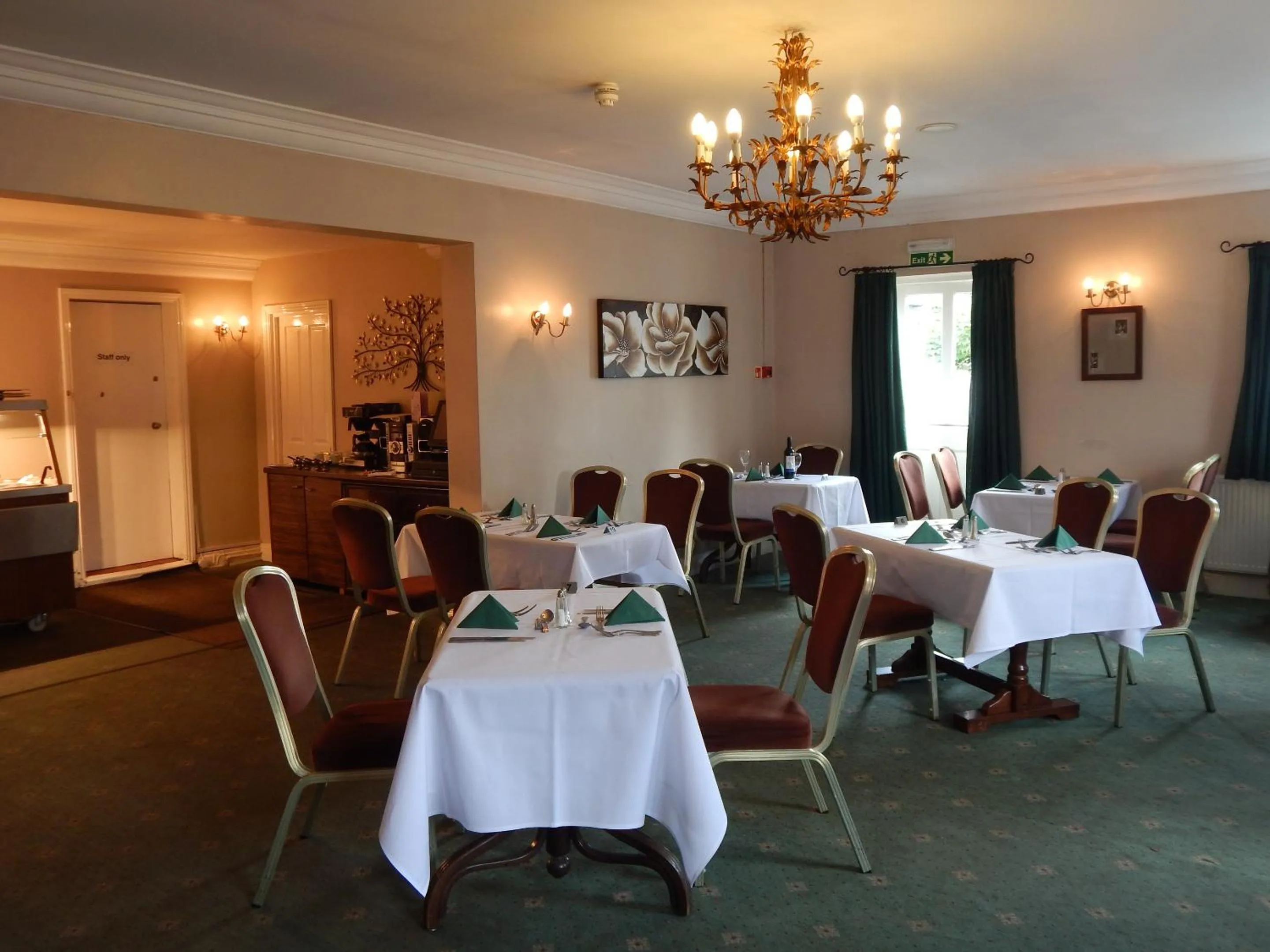 Dining area in Falcon Hotel