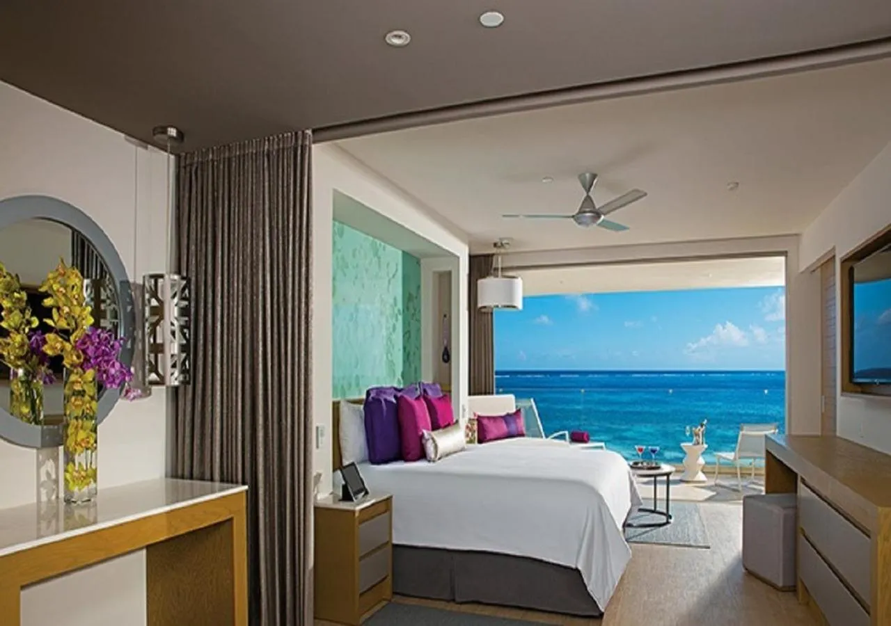 View (from property/room), Bed in Breathless Riviera Cancun Resort & Spa - Adults Only - All inclusive