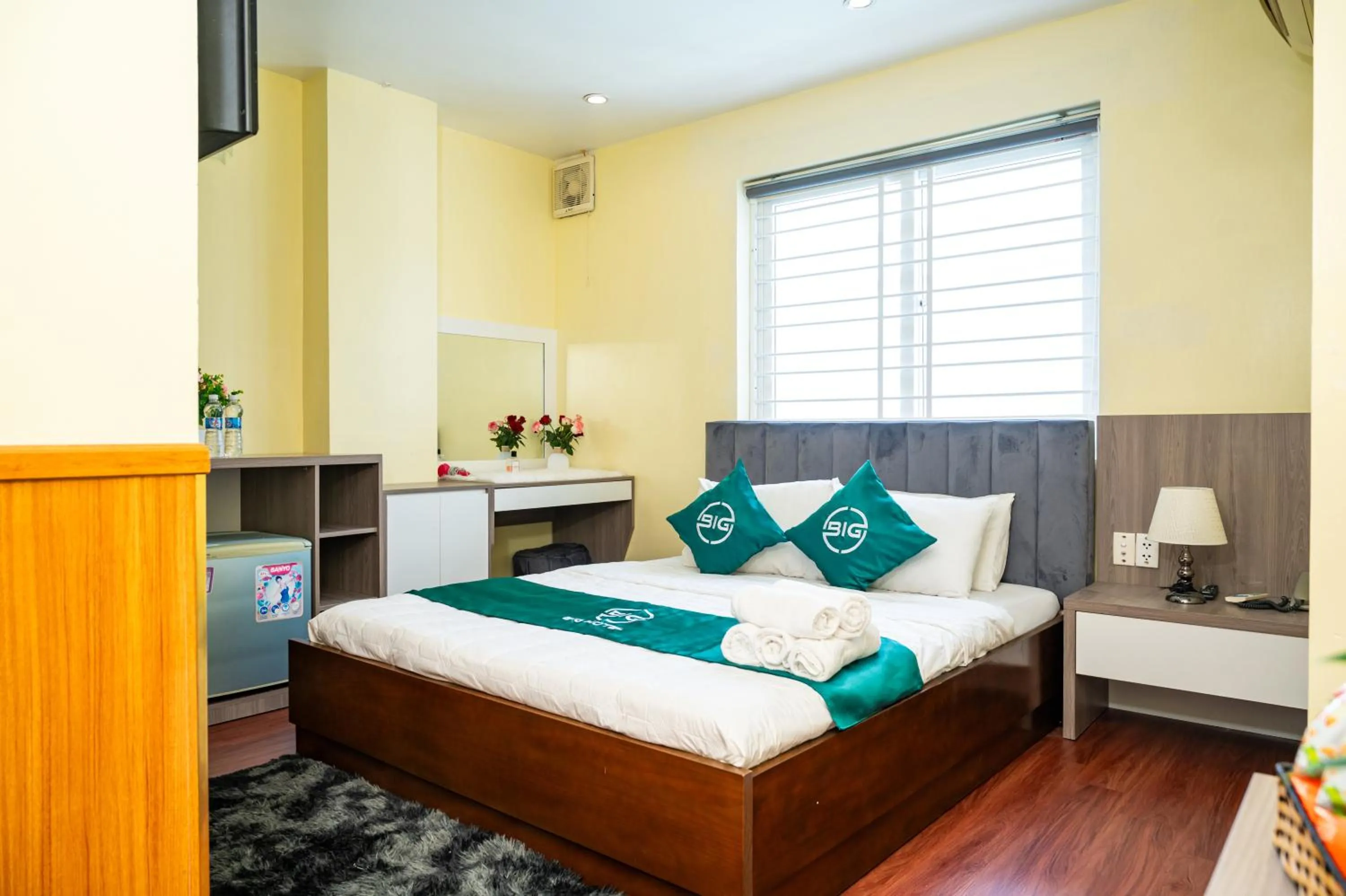 Kitchen or kitchenette, Bed in BIG Hotel Vung Tau - 5-Min Walking to Back Beach