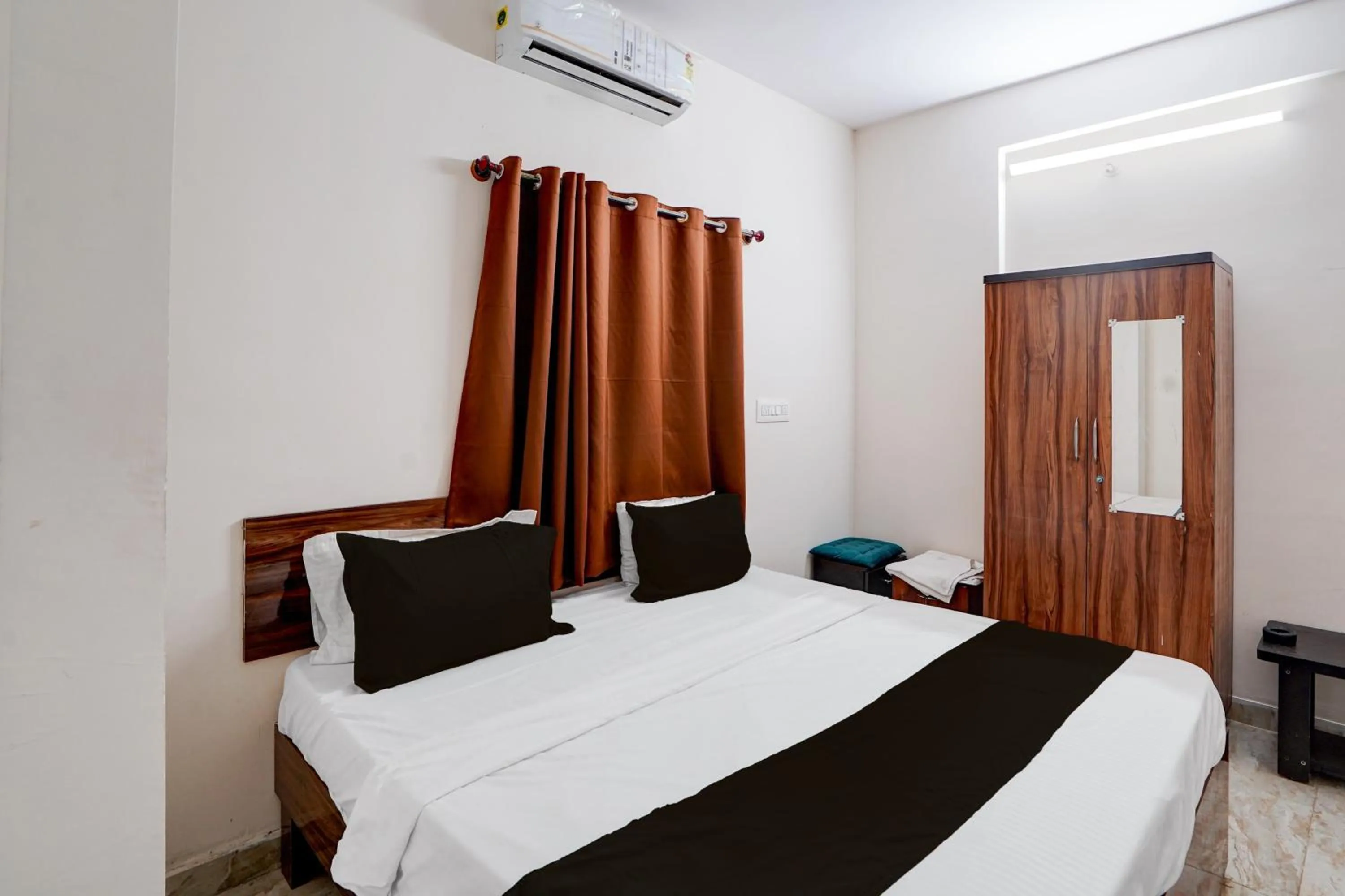 Bedroom, Bed in Hotel O Dasarahalli Metro Station Bangalore Formerly Megha Ventures