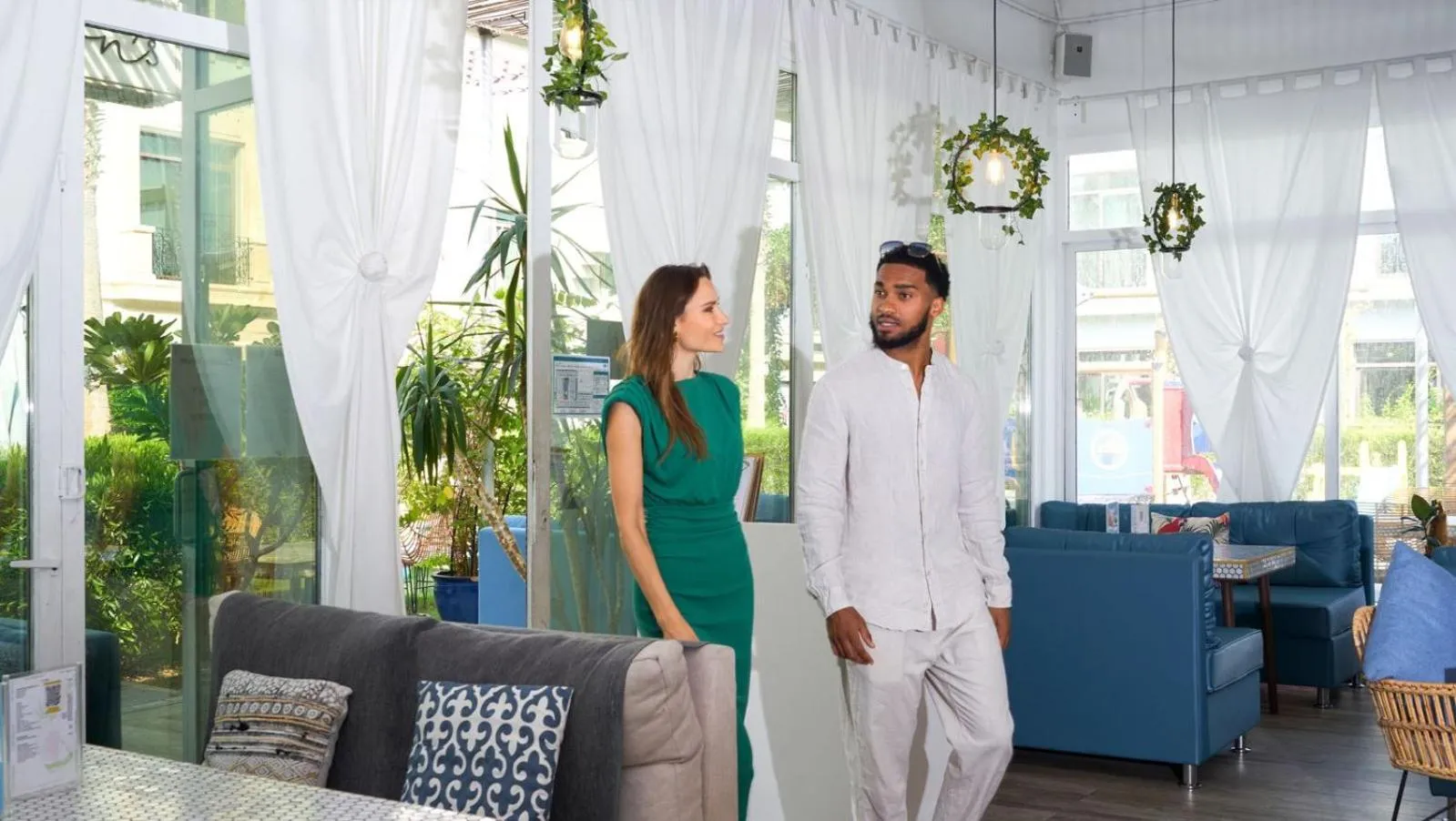 Restaurant/places to eat in Andalus Al Seef Resort & Spa