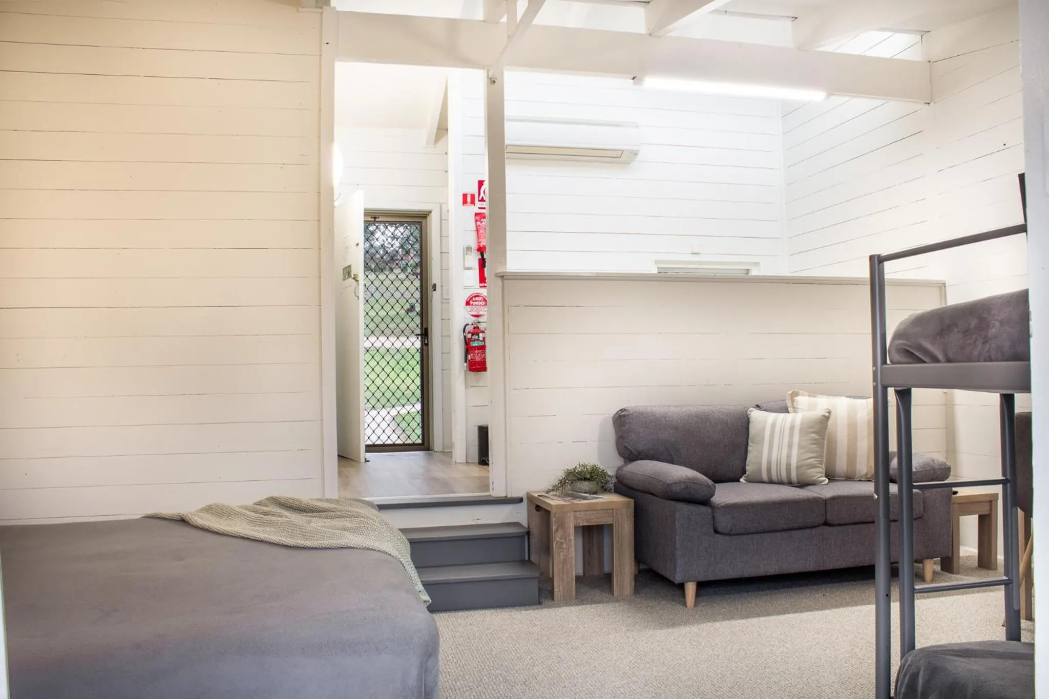 BATHURST GOLDFIELDS MOTEL at 428 CONROD STRAIGHT MOUNT PANORAMA