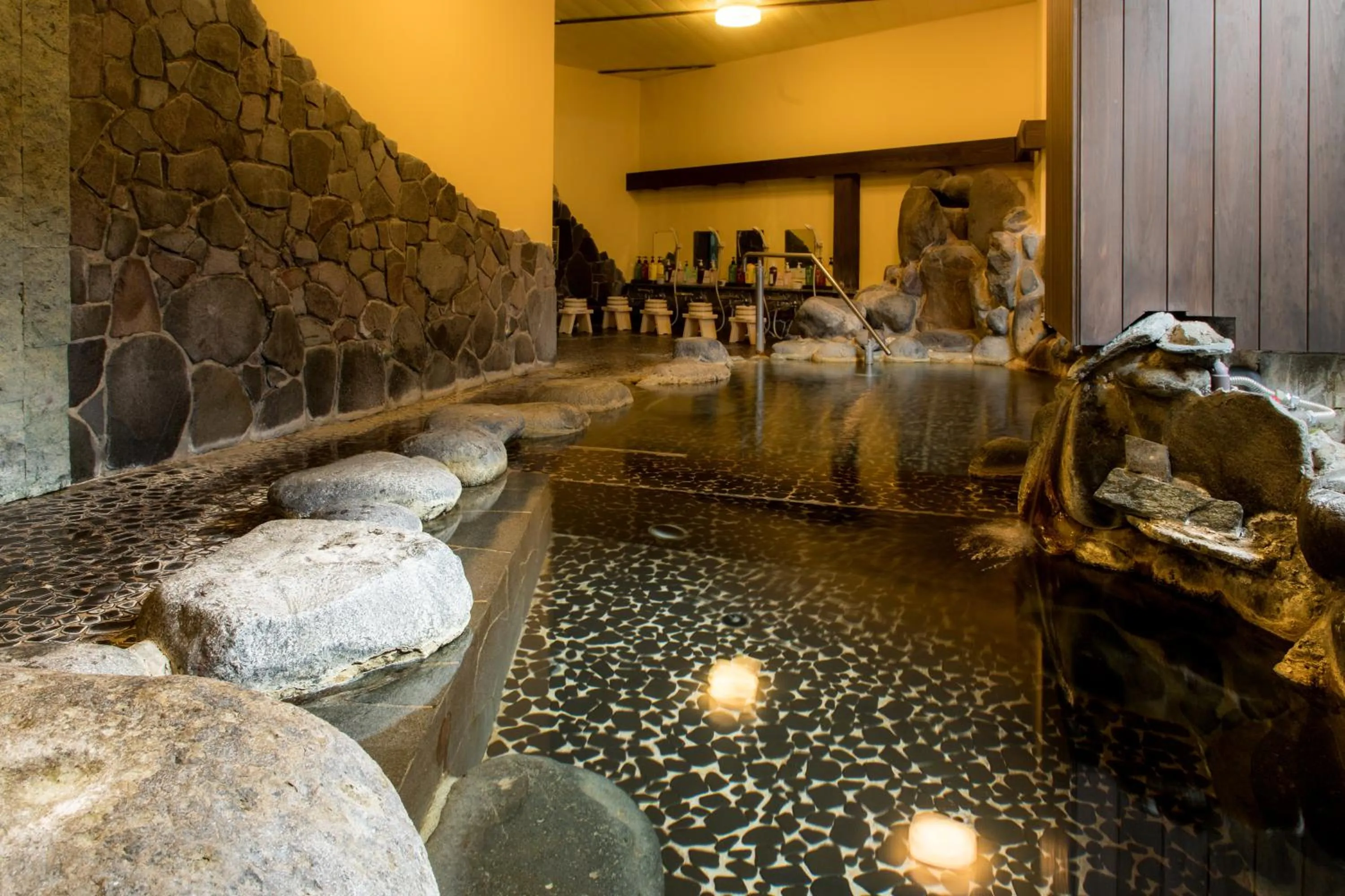 Hot Spring Bath in Yoshino
