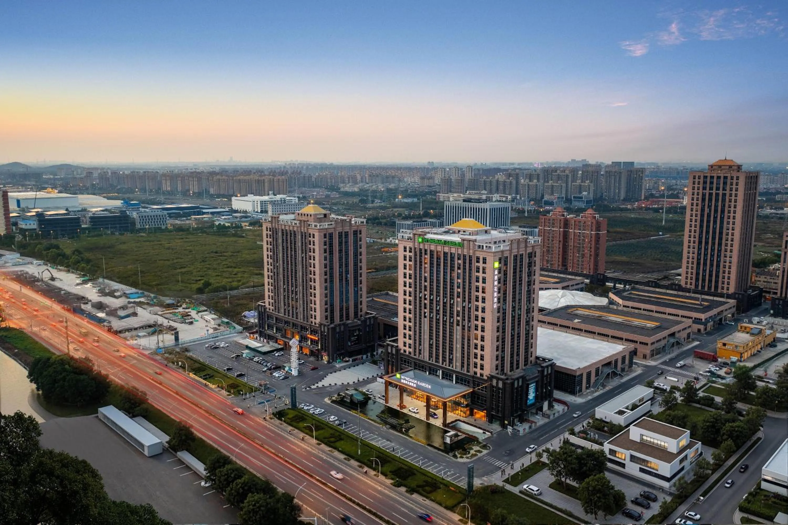 Property building in Wyndham Garden Shanghai Songjiang