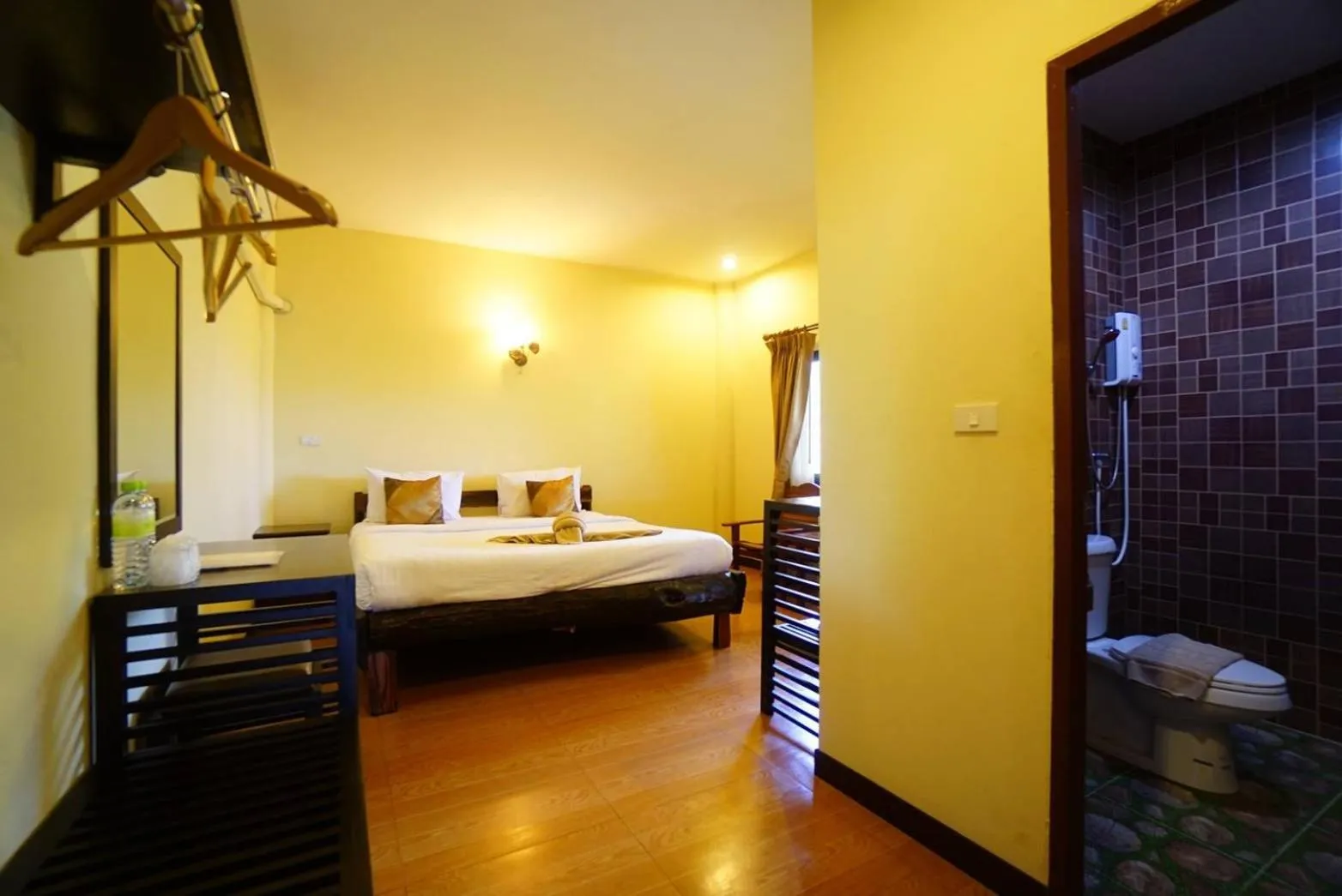 Bedroom, Bed in Star Hill River Kwai Resort