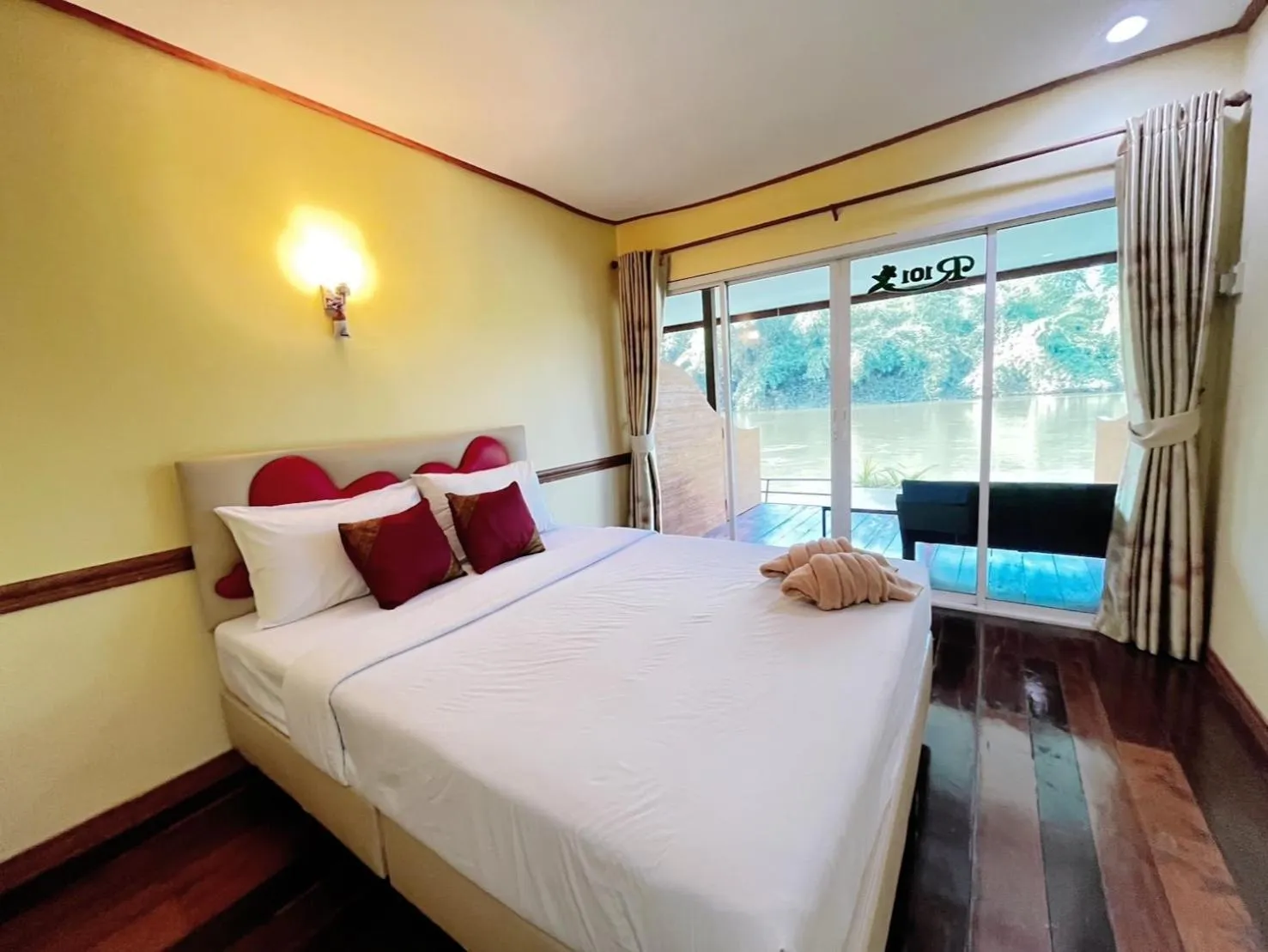 Bedroom, Bed in Star Hill River Kwai Resort