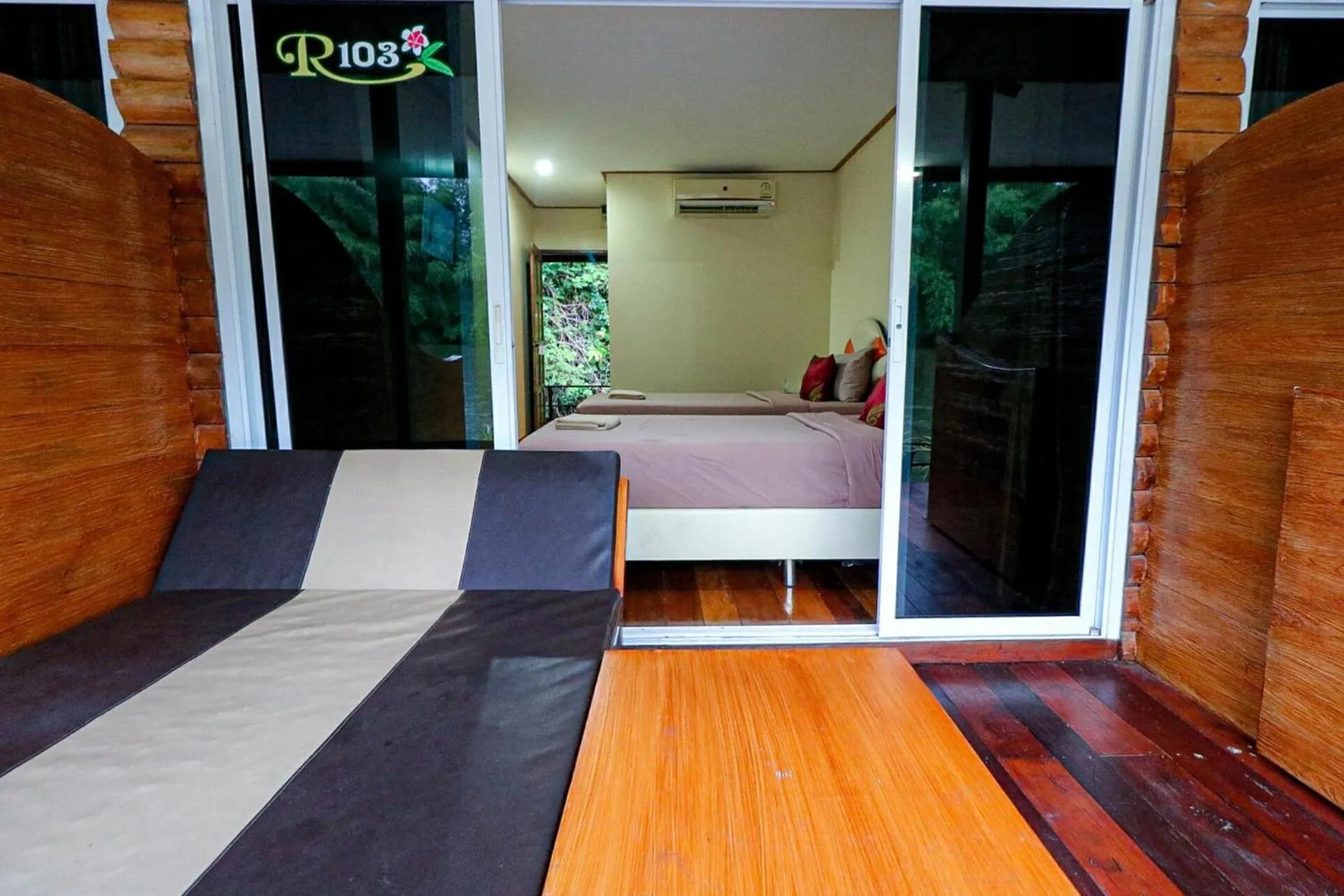 Living room, Bed in Star Hill River Kwai Resort