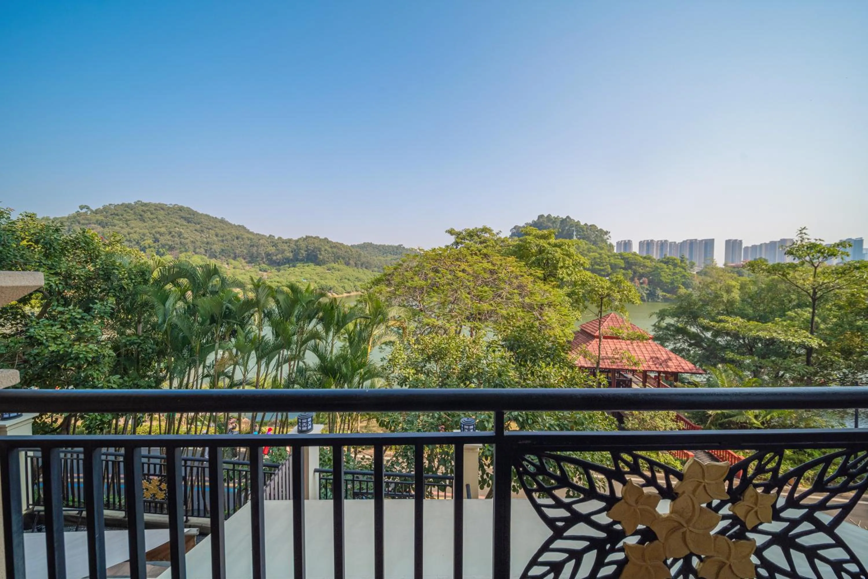 View (from property/room) in Good View Hotel Tangxia - 15 mins drive from Dongguan South Railway Station