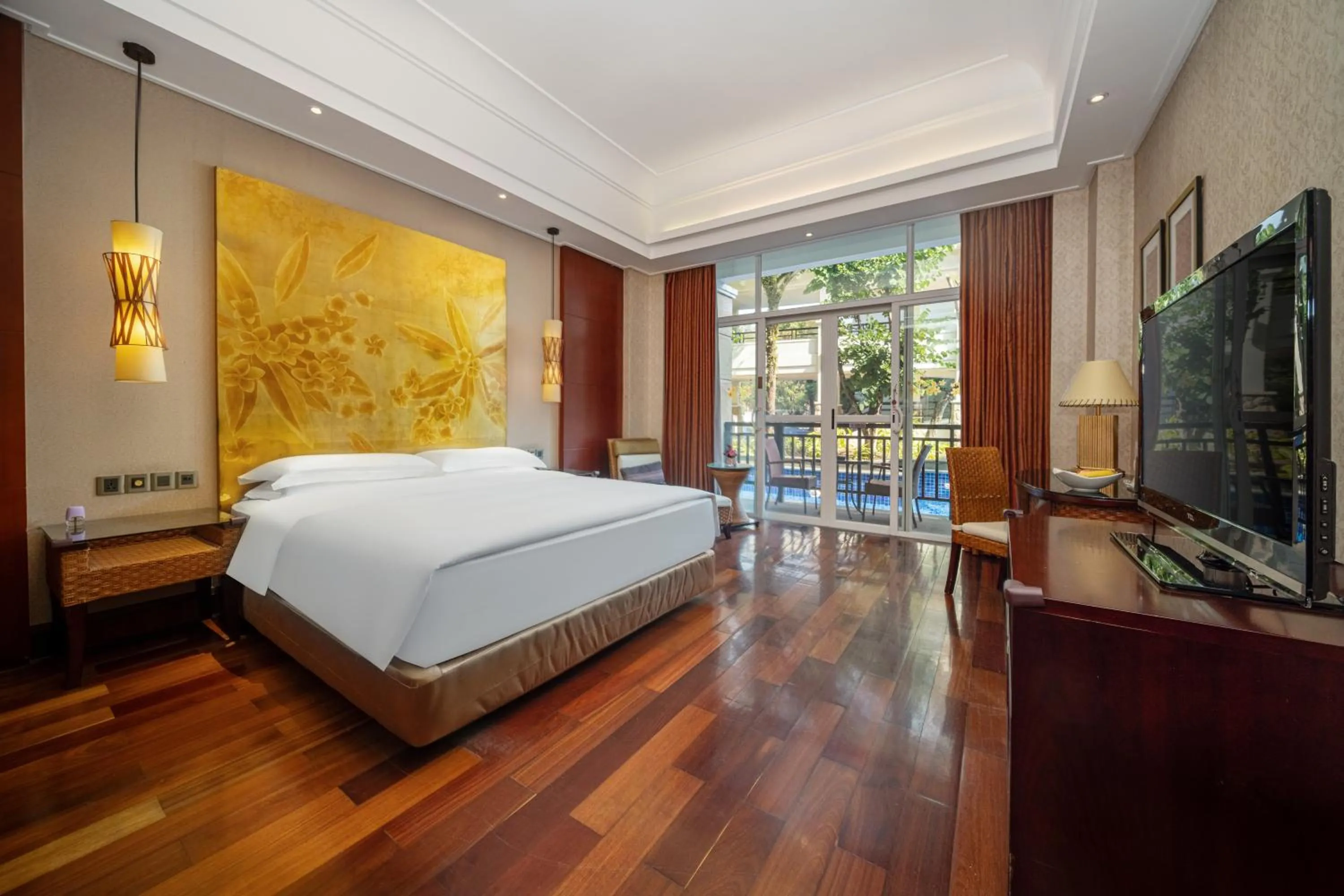 Photo of the whole room, Bed in Good View Hotel Tangxia - 15 mins drive from Dongguan South Railway Station