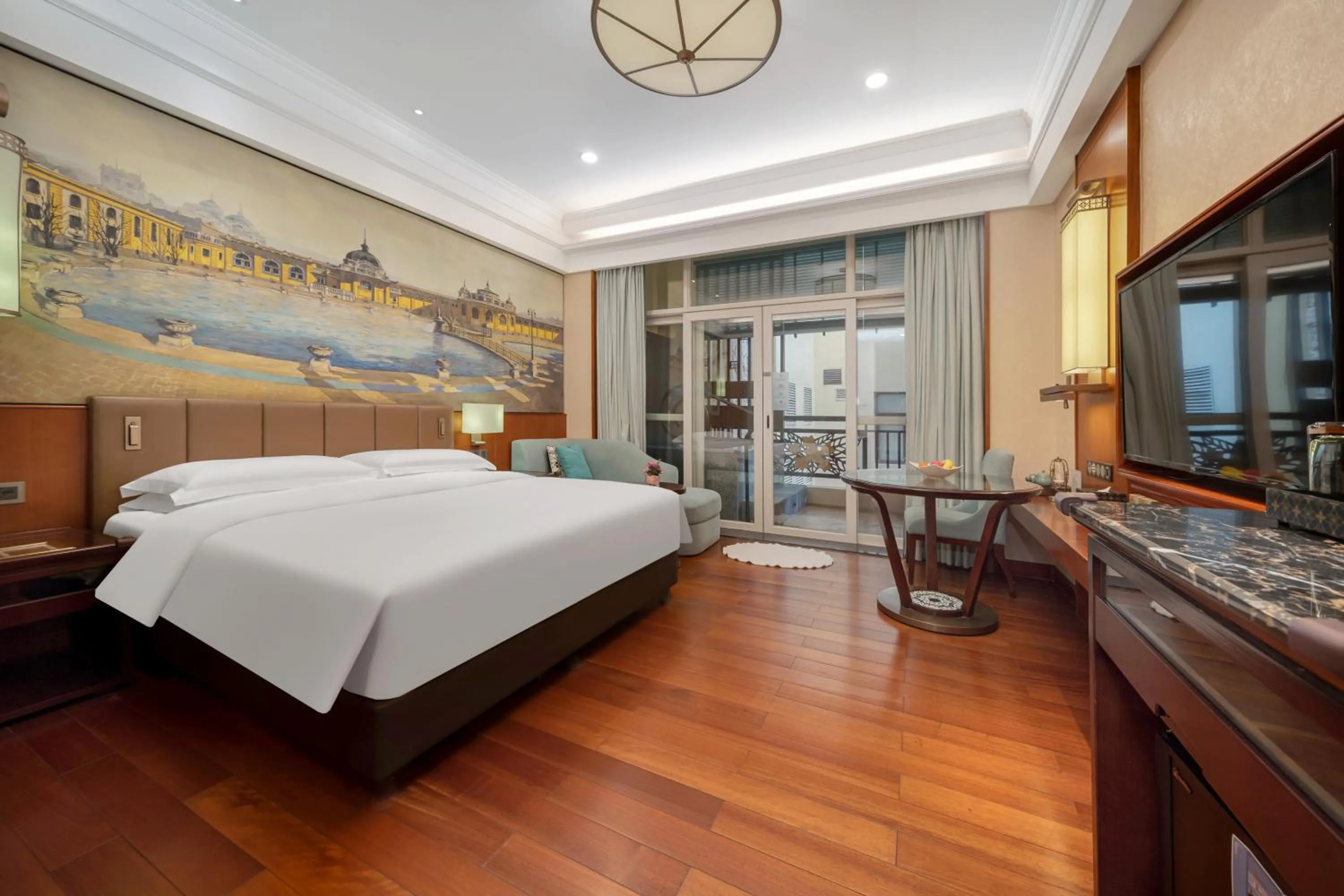 Photo of the whole room, Bed in Good View Hotel Tangxia - 15 mins drive from Dongguan South Railway Station