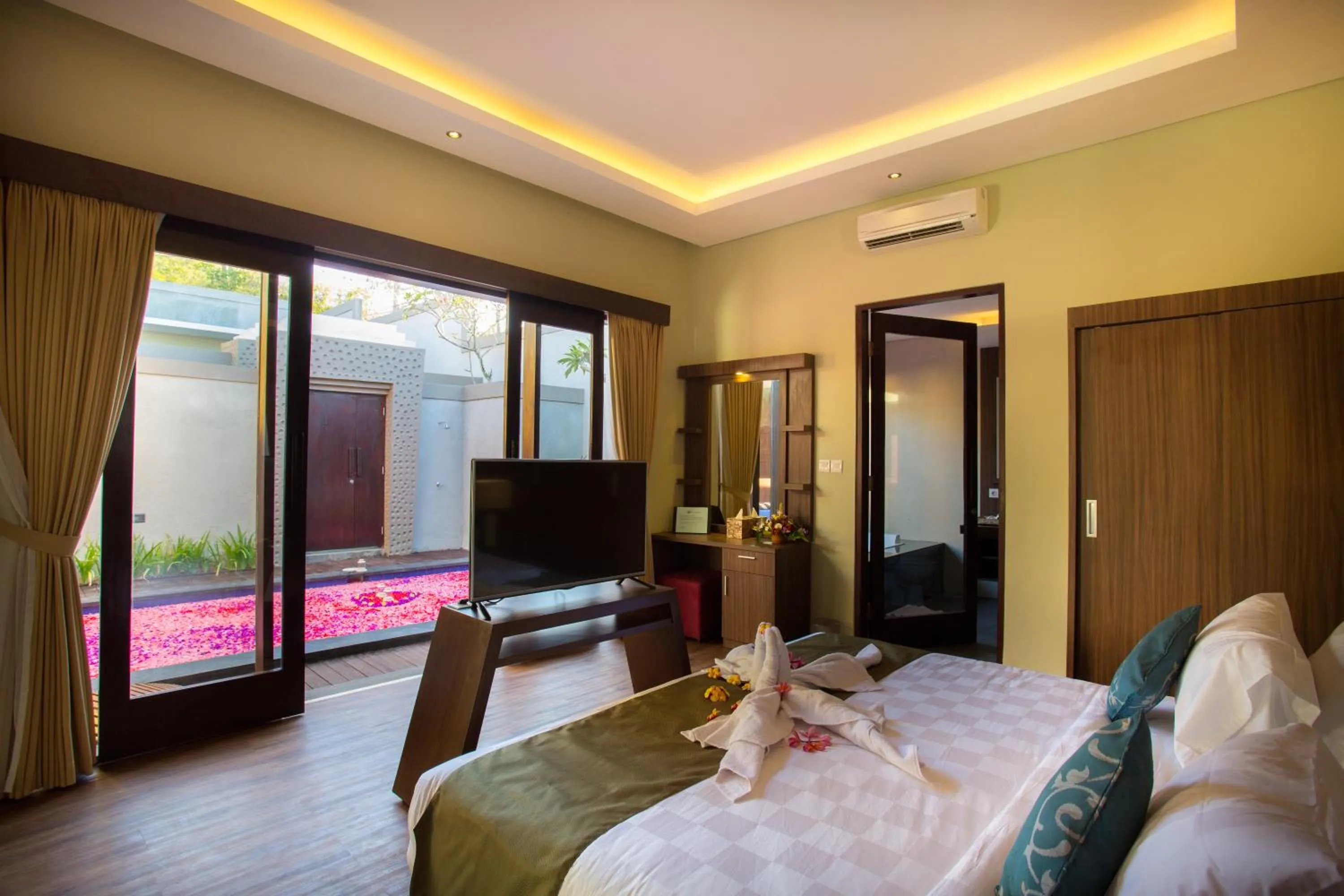 Bedroom, Bed in Buana Bali Villas & Spa