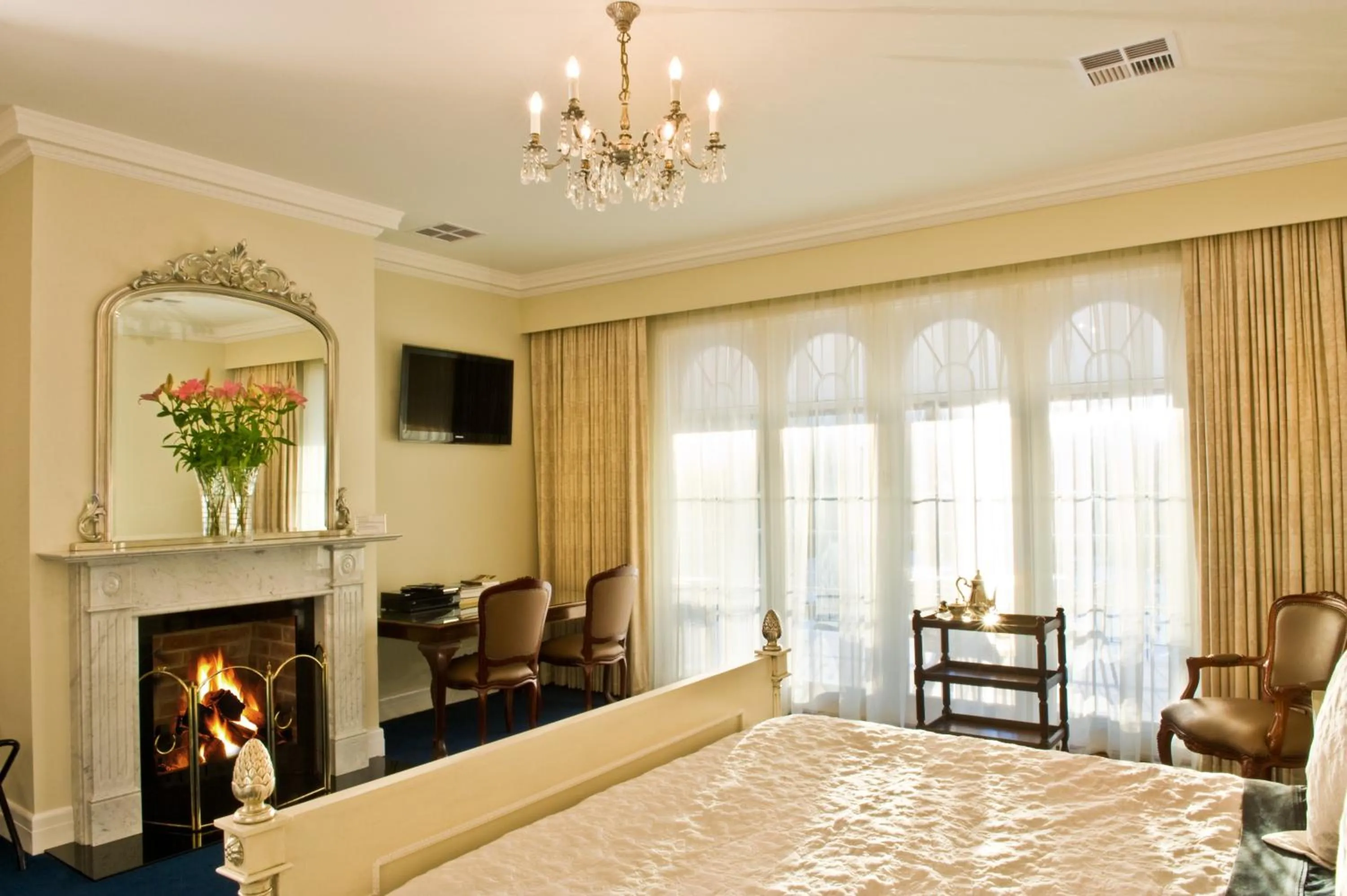 Day, Bed in Freeman On Ford