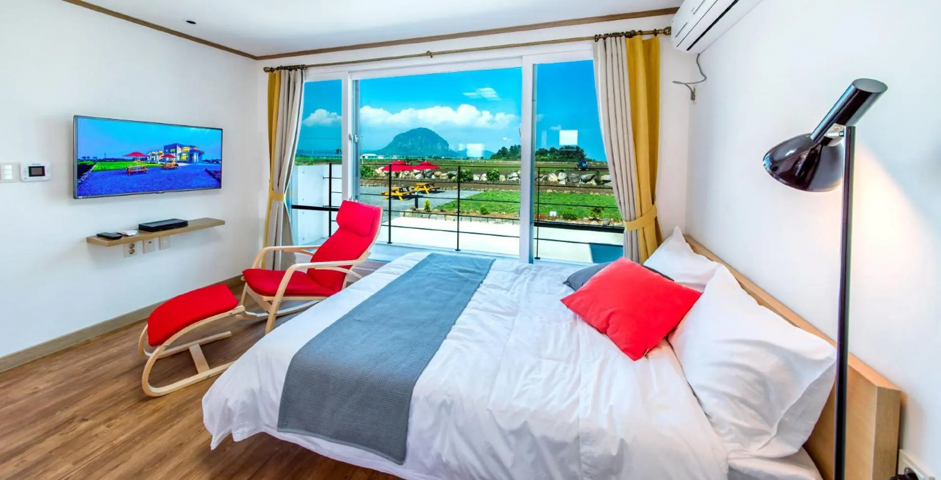 TV and multimedia, Bed in Boreum Pension