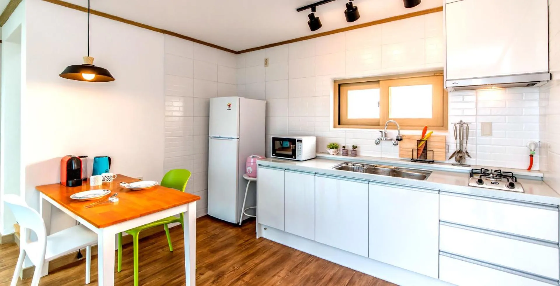Kitchen or kitchenette in Boreum Pension