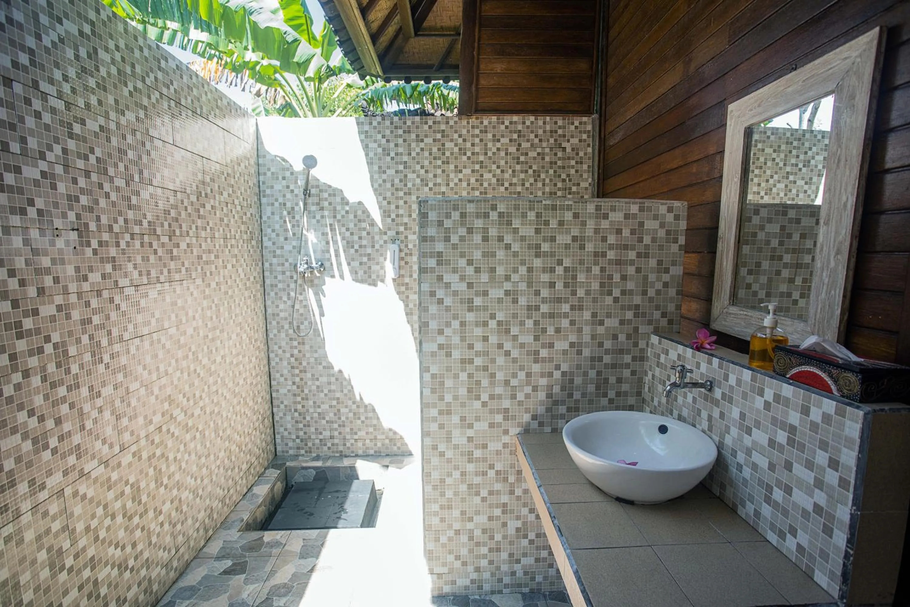 Bathroom in The Cozy Villas Lembongan