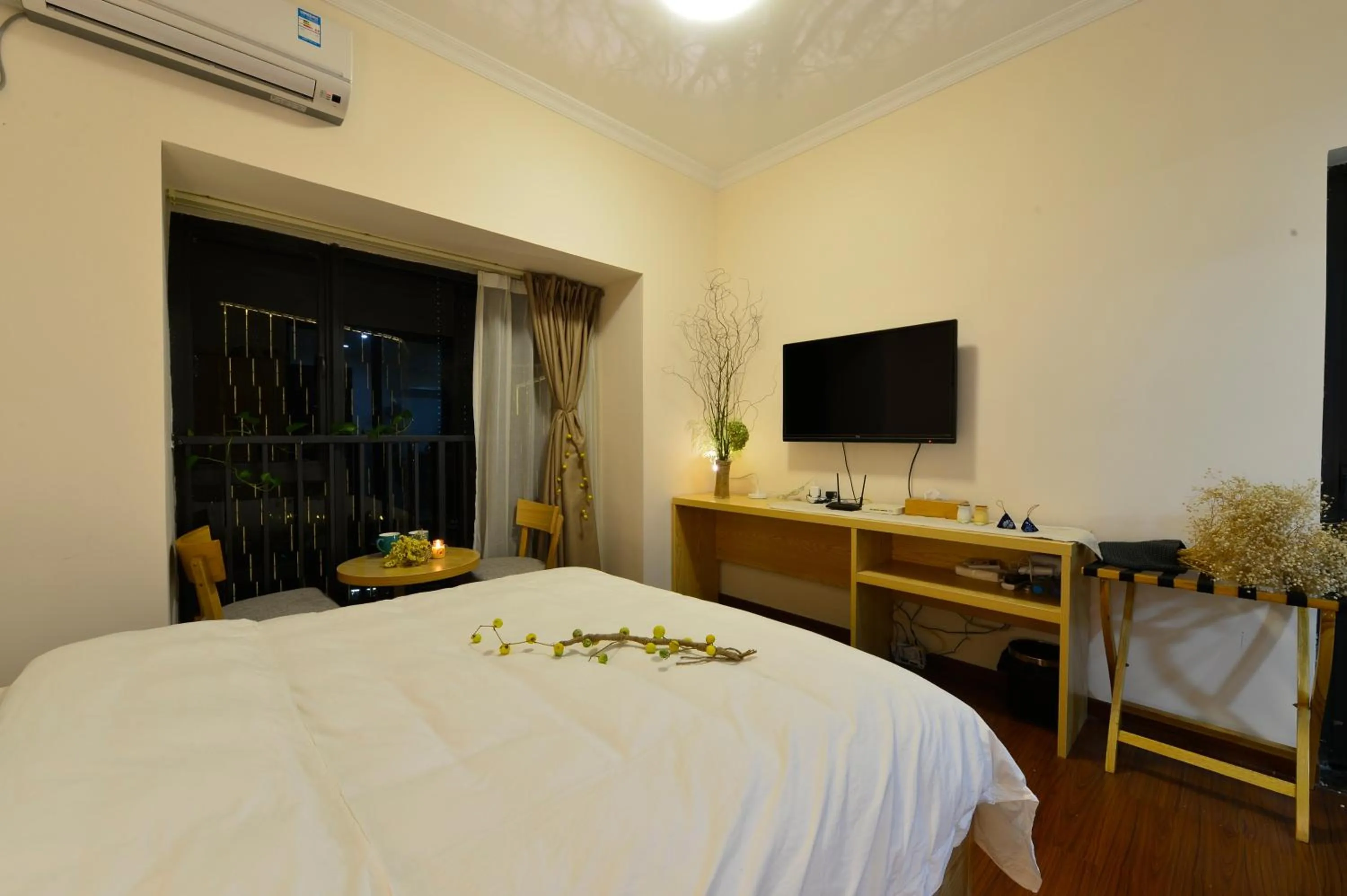 TV and multimedia, Bed in Xizhengjia Apartment Hotel Pazhou Complex