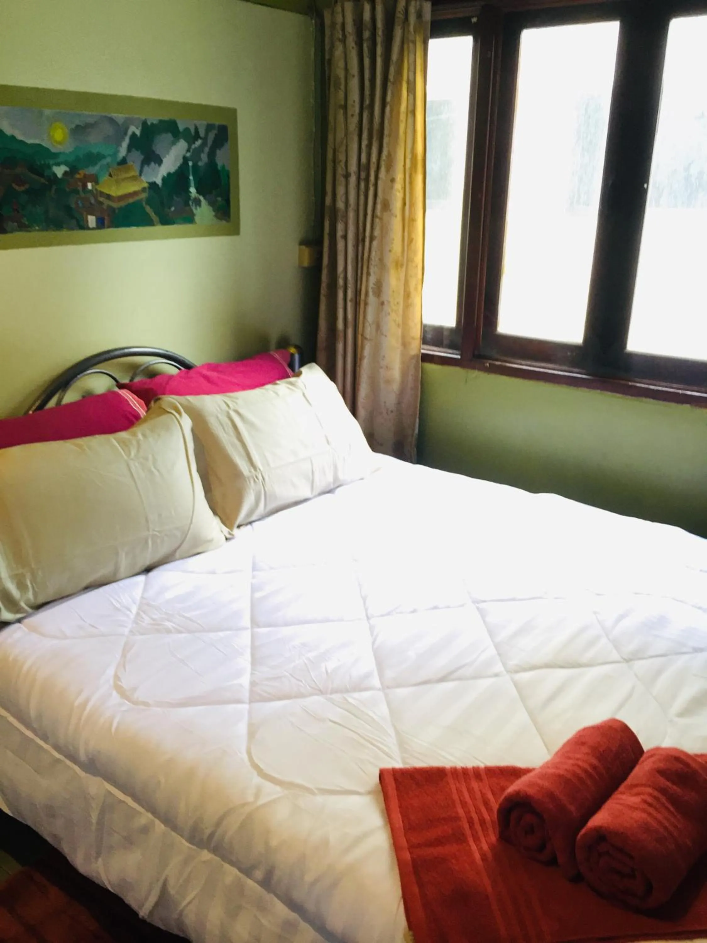 Bed in Shanti Lodge