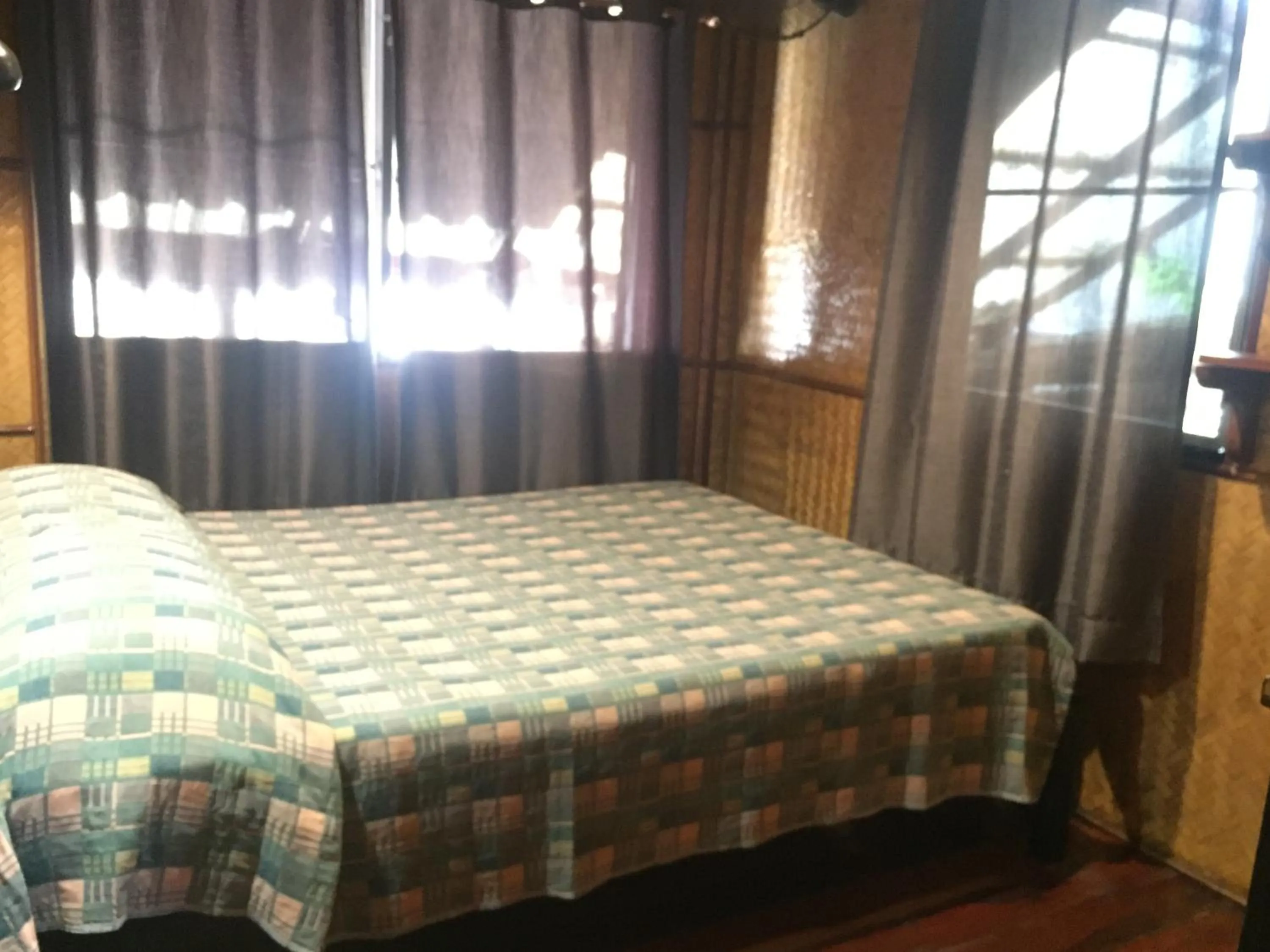 Bed in Shanti Lodge