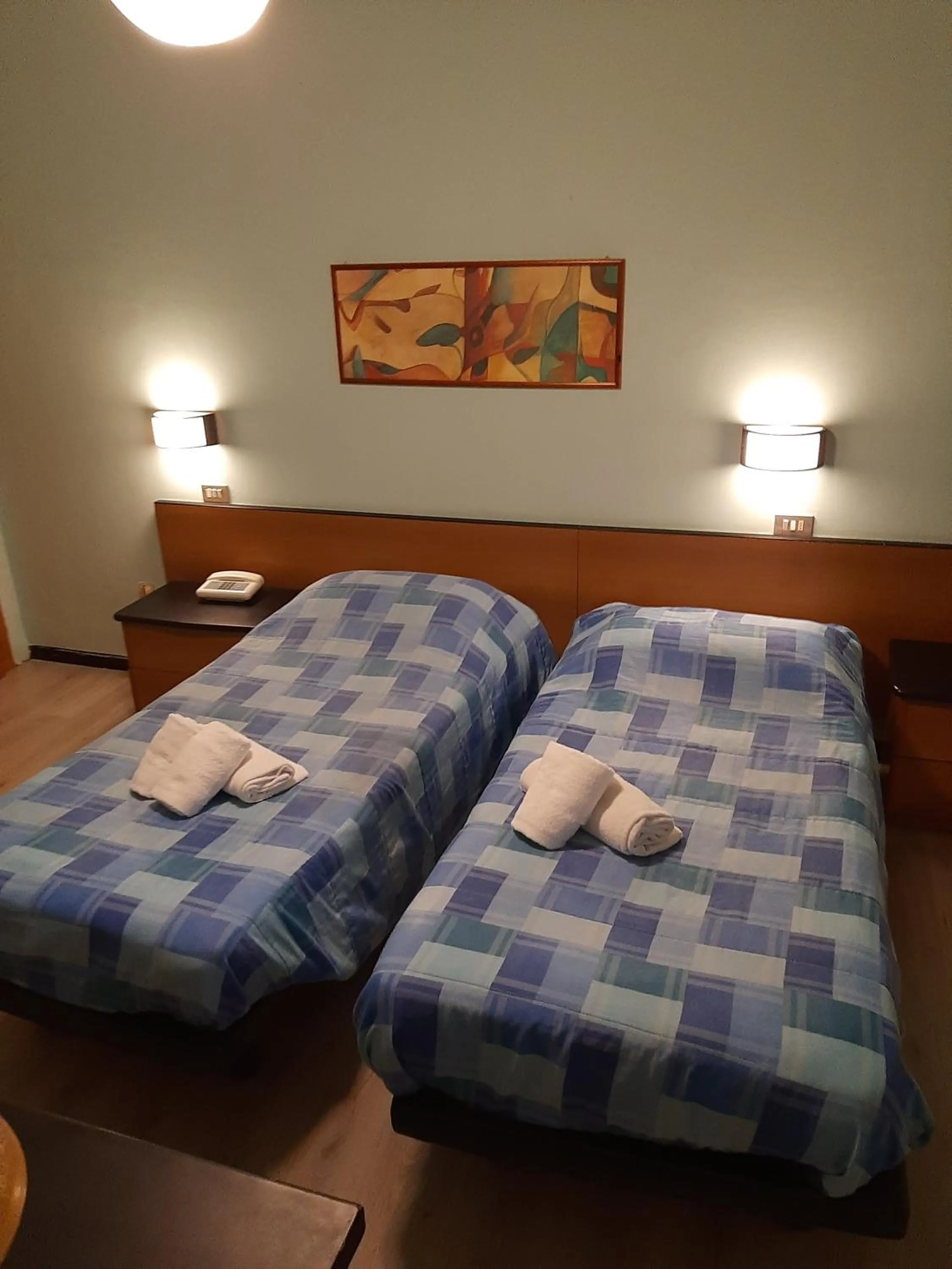 Bedroom in Hotel Niagara