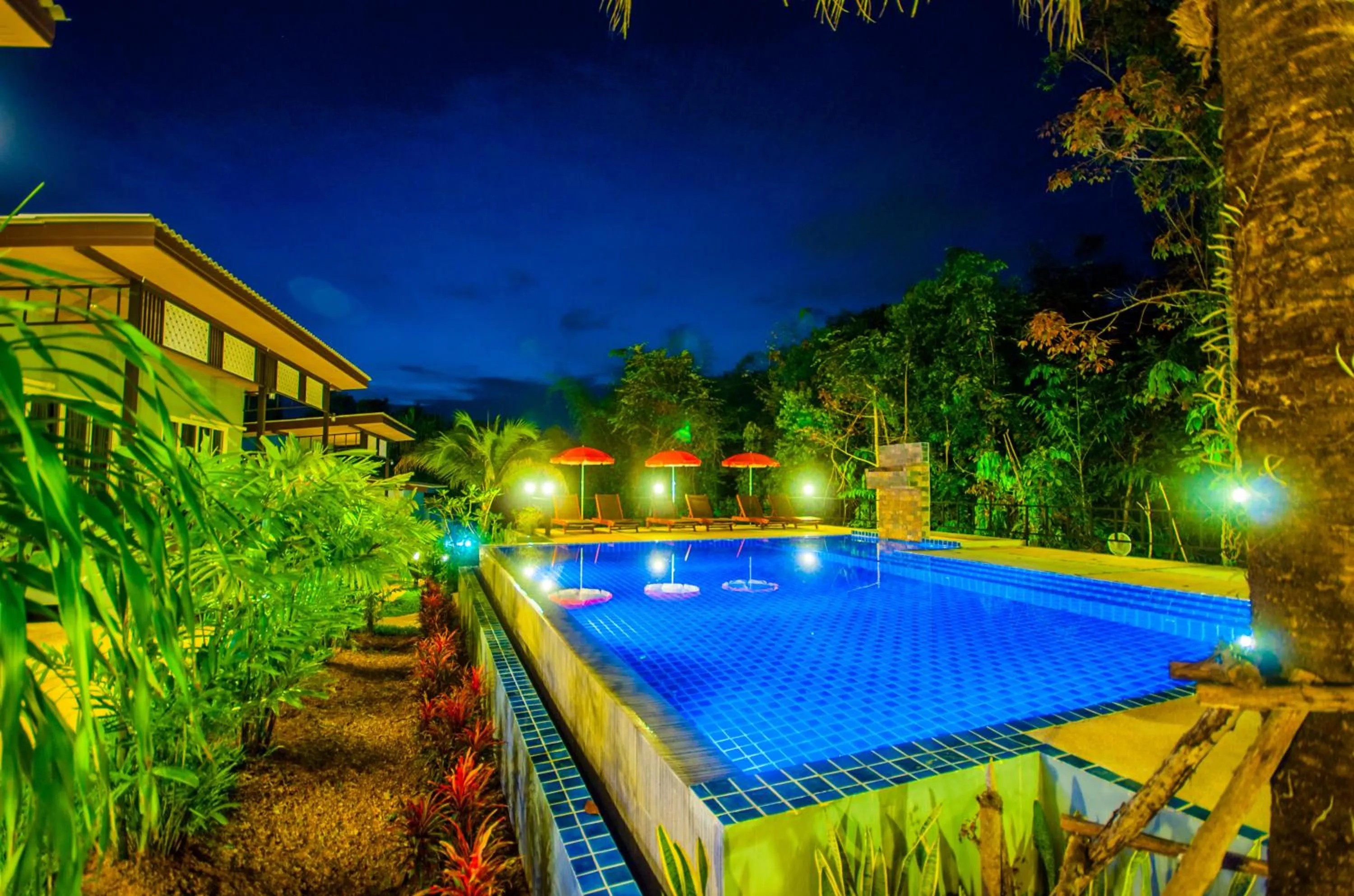 Night in Chomphu Resort