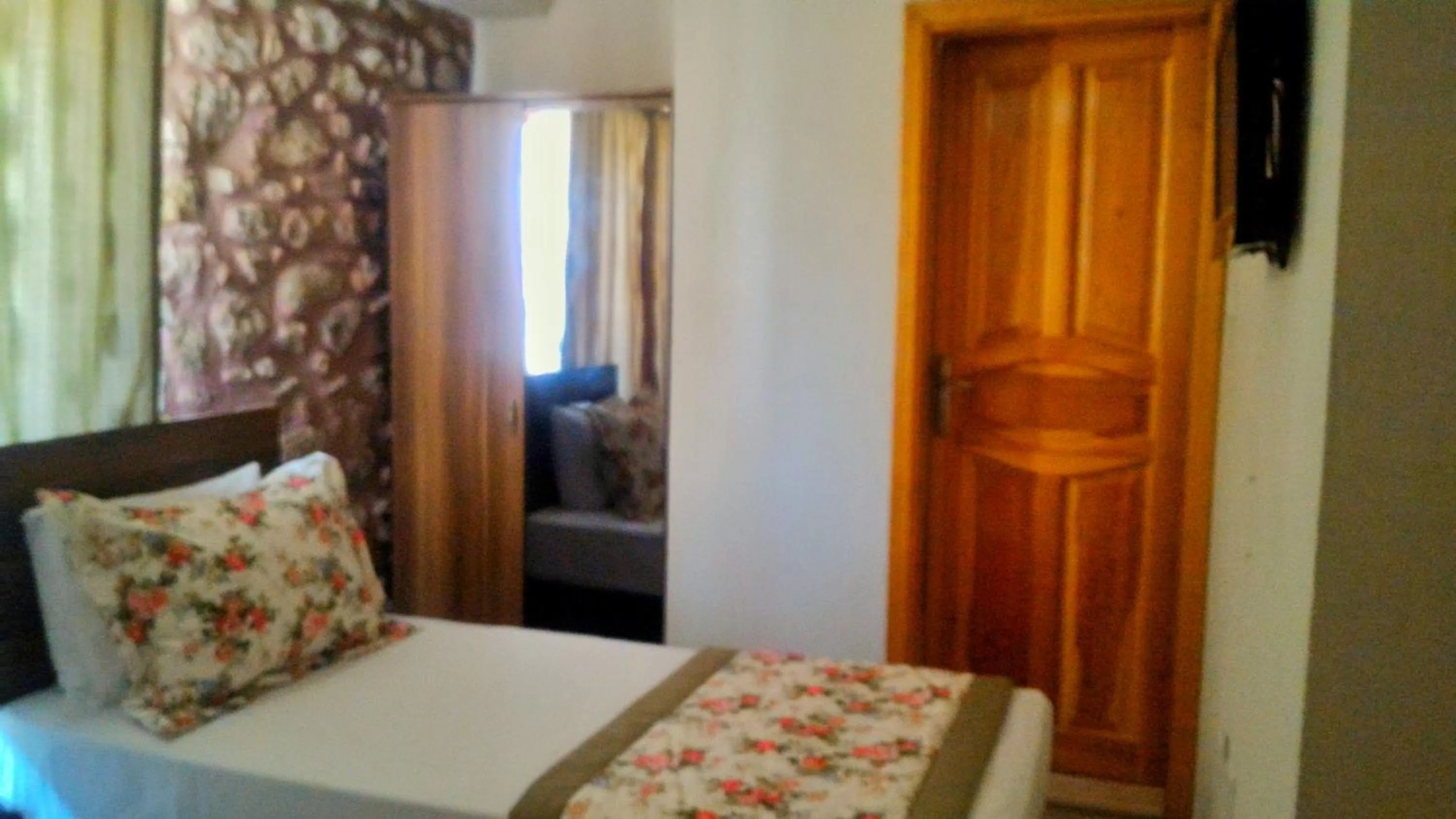 Photo of the whole room, Bed in Odunluk Tas Konak Hotel