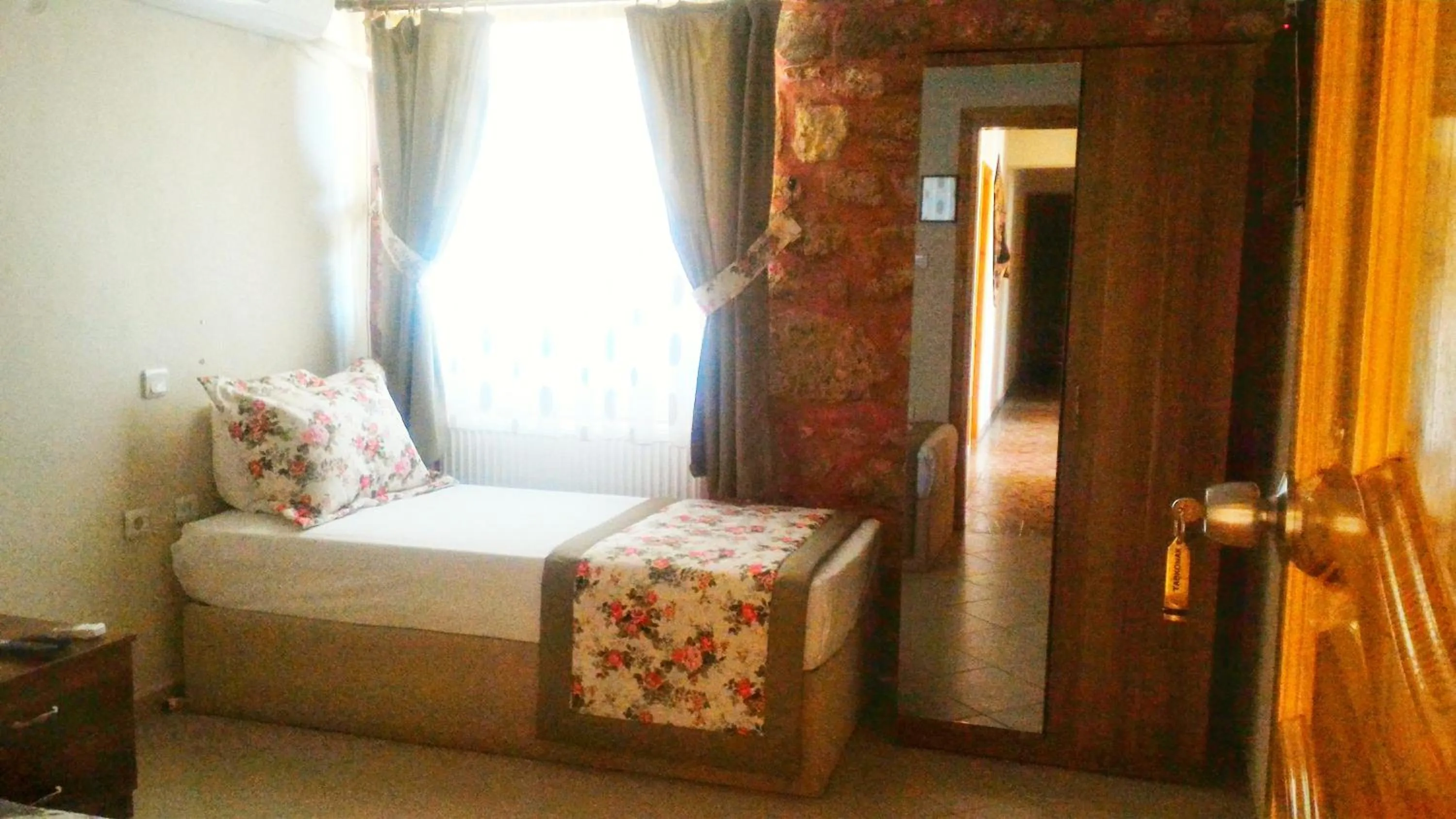 Day, Bed in Odunluk Tas Konak Hotel