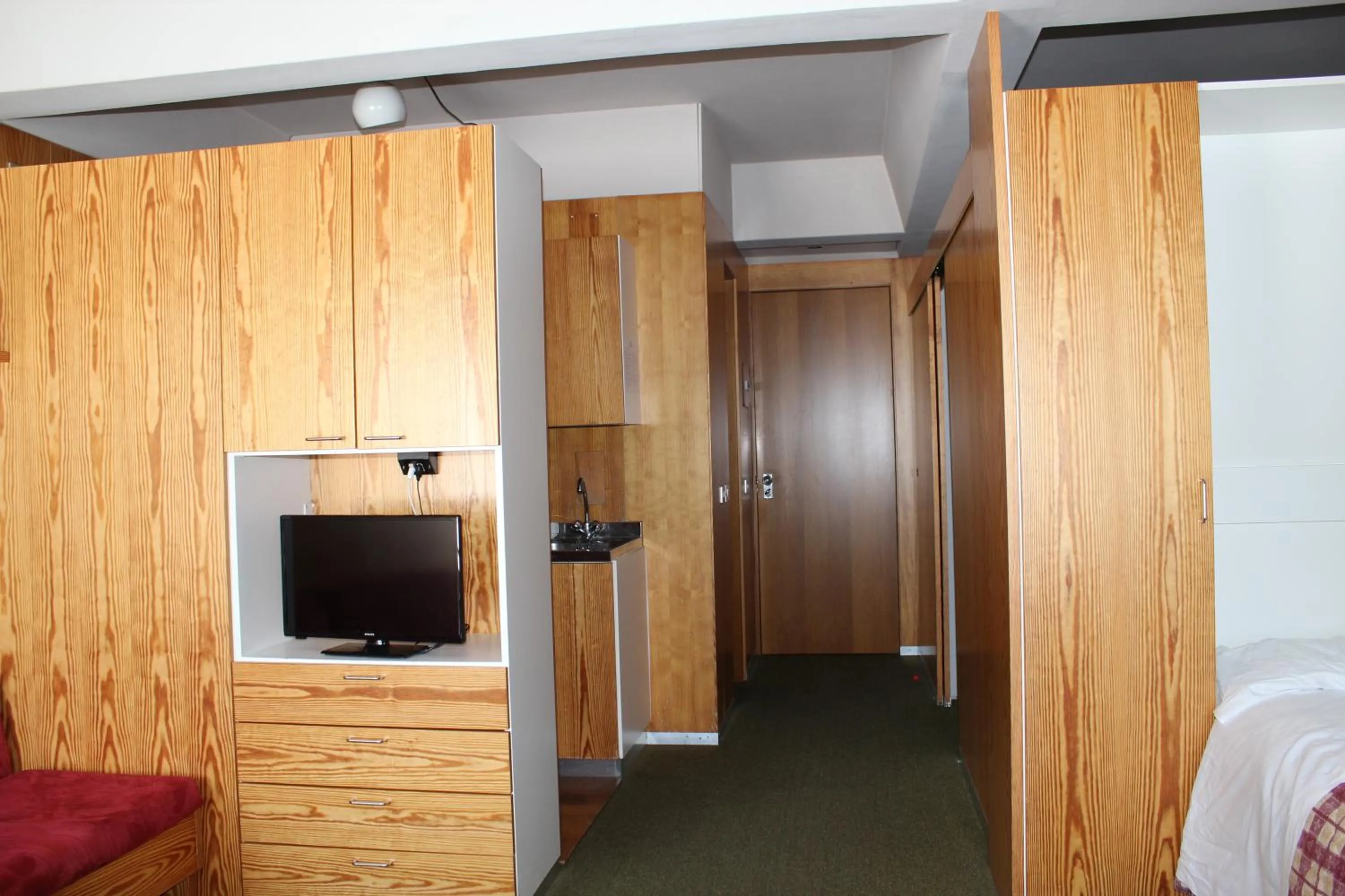 TV and multimedia, Bed in Residence Albarè