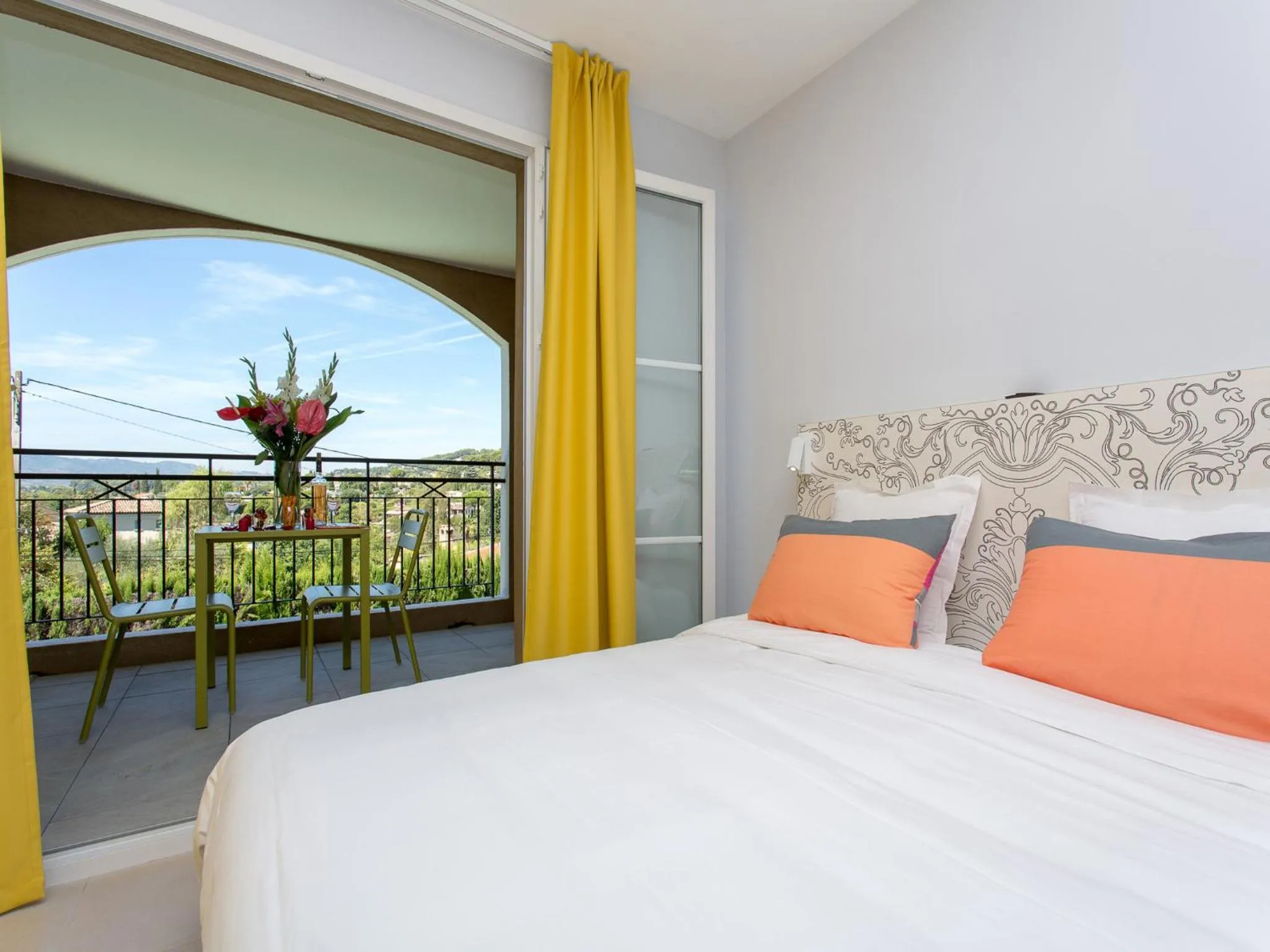 Bedroom, Bed in Adonis Mougins