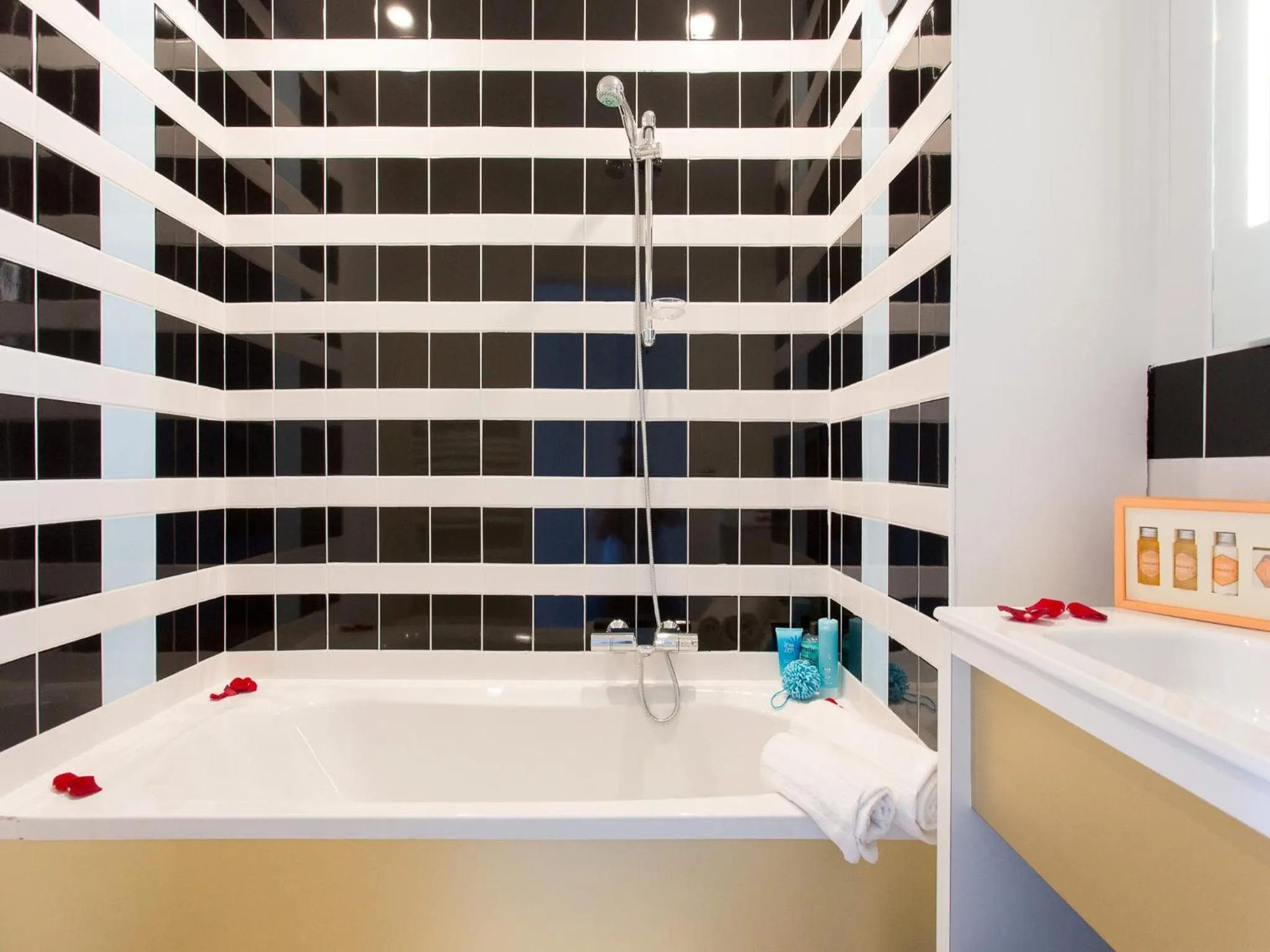 Bathroom in Adonis Mougins