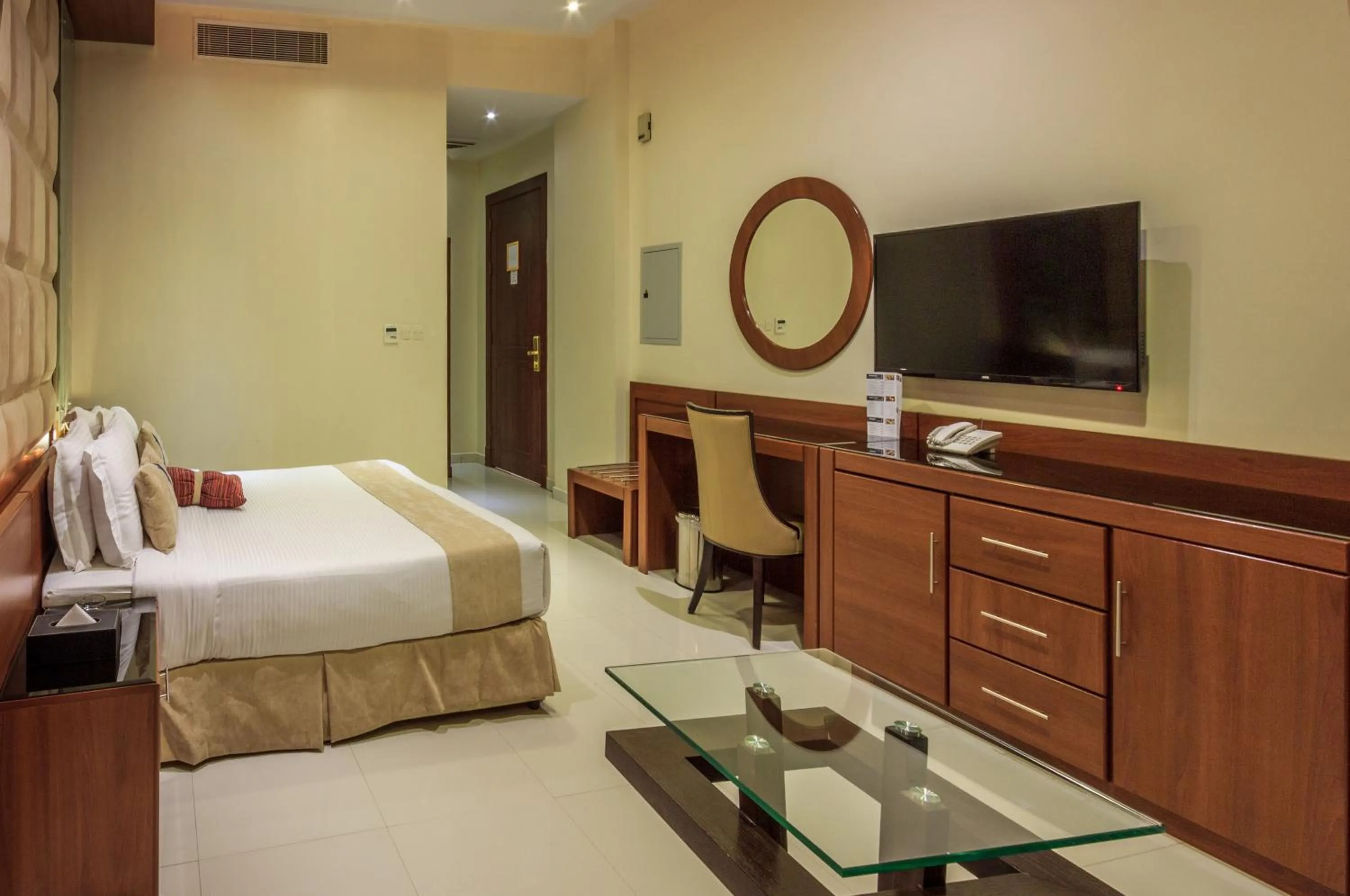 Bed in Al Muhaidb Down Town - King Fahd Road