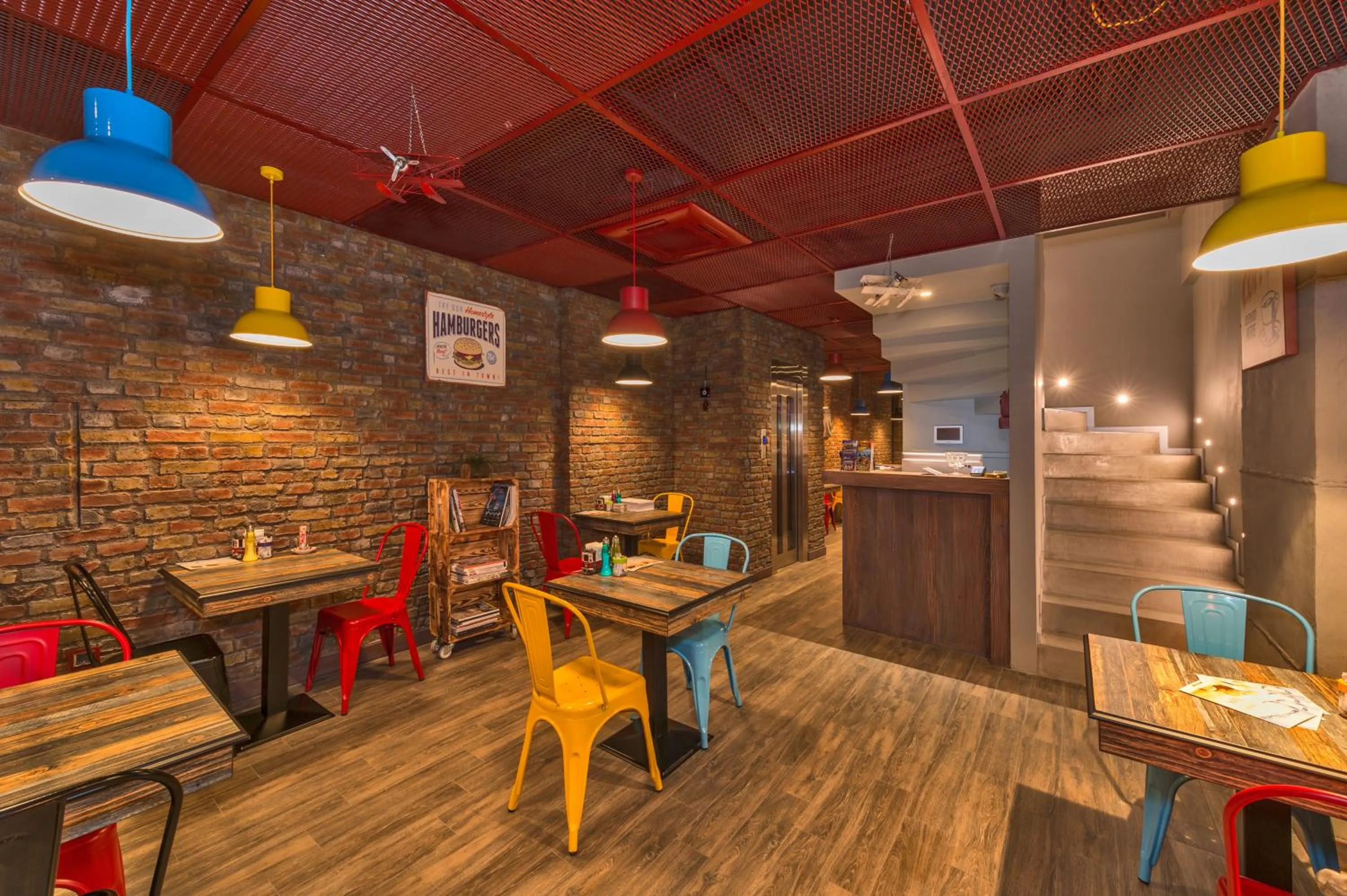 Restaurant/places to eat in Taksim Istanbul Nis Hotel - Istiklal Street