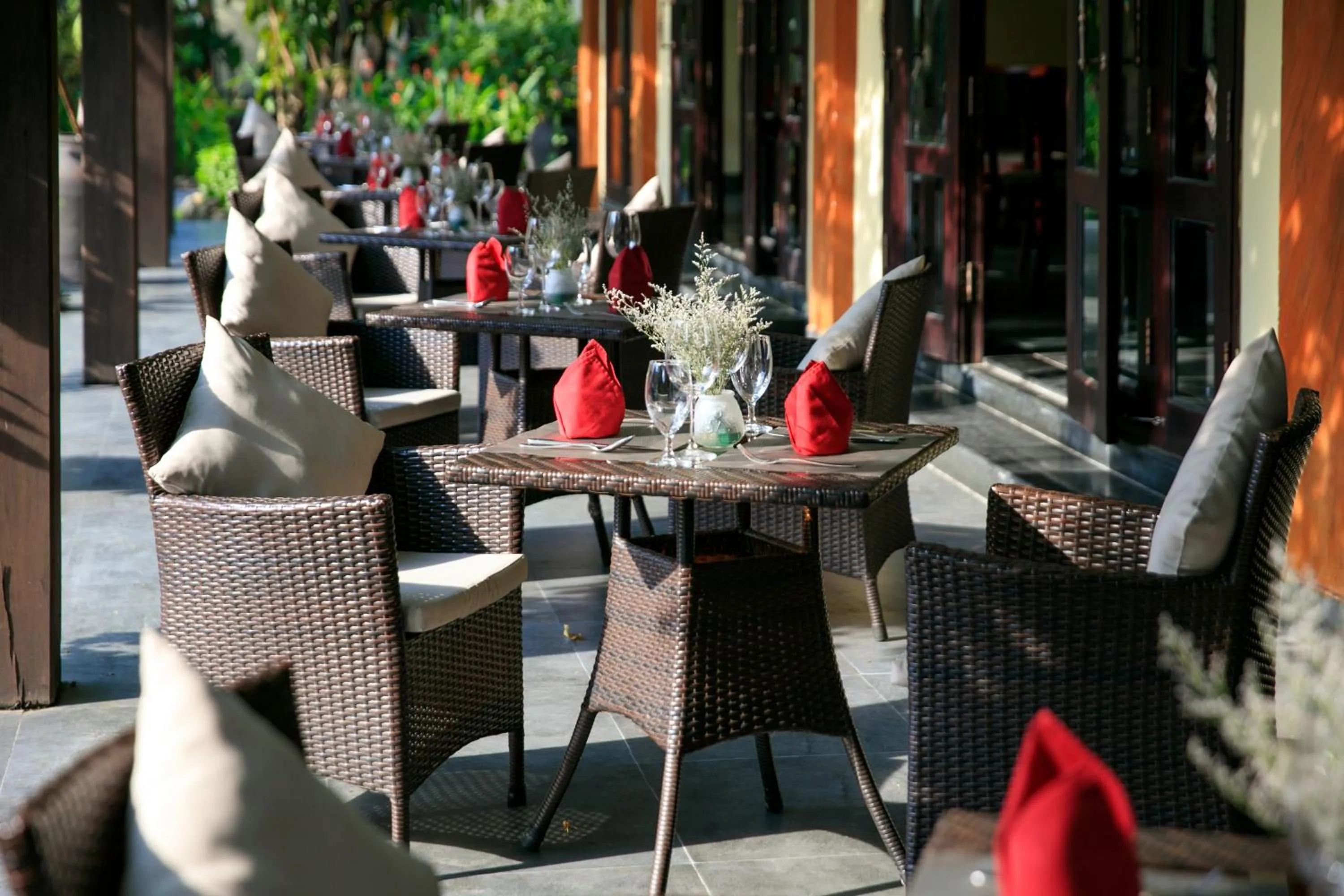 Restaurant/places to eat in Mulberry Collection Silk Village