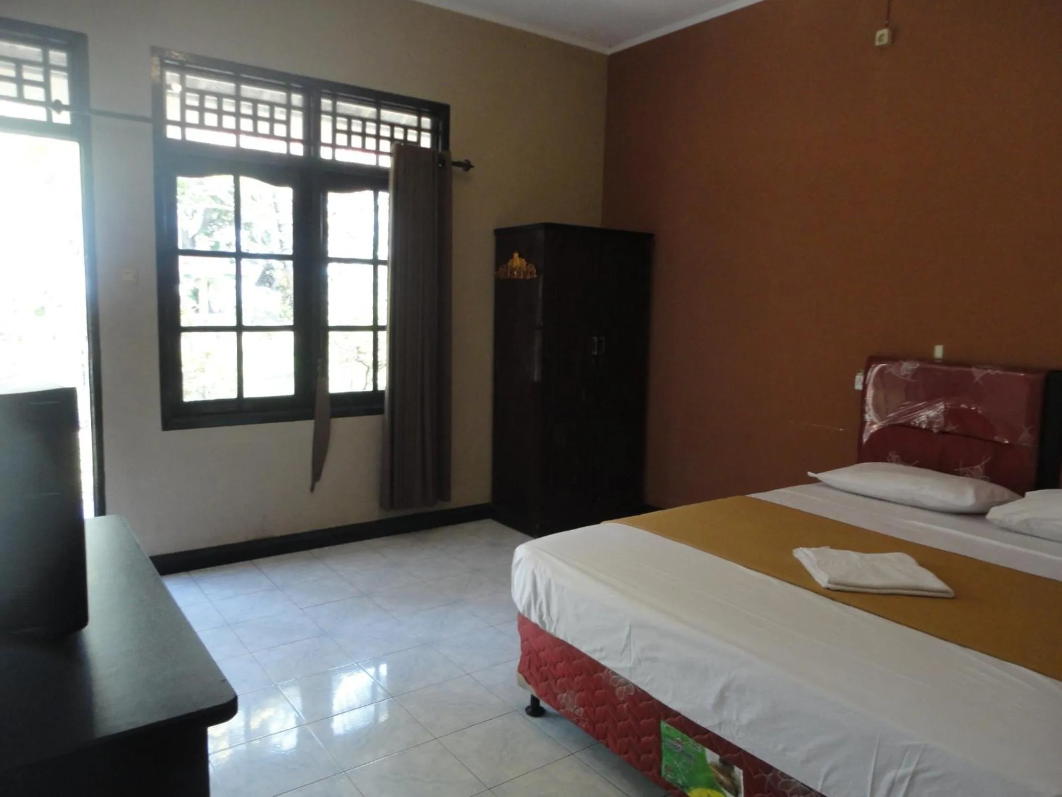 Bedroom, Bed in Pakuna Beach