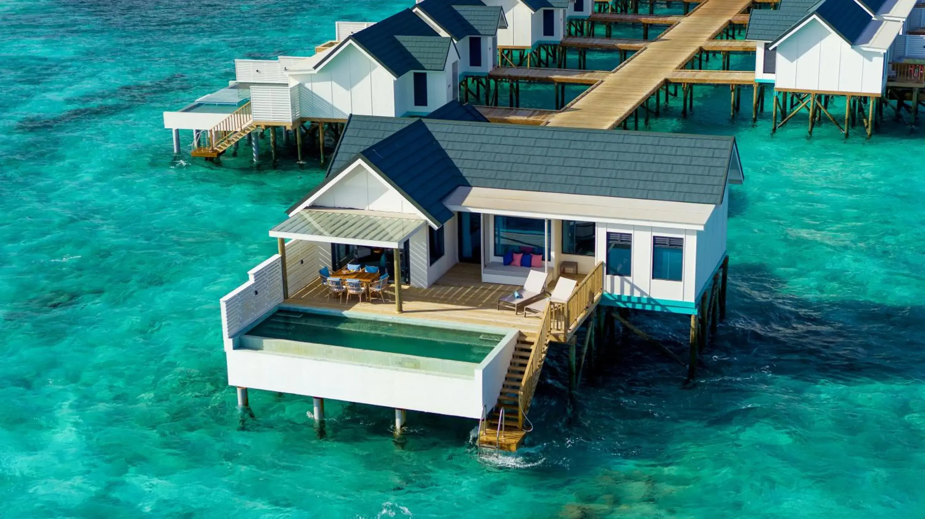 Water Suite with Pool in OBLU NATURE Helengeli-All-Inclusive with free Transfers Water Suite with Pool in OBLU NATURE Helengeli-All-Inclusive with free Transfers