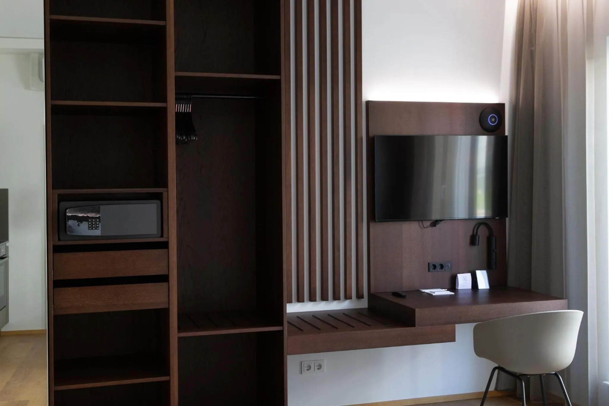 TV and multimedia in Toploft The Aparthotel