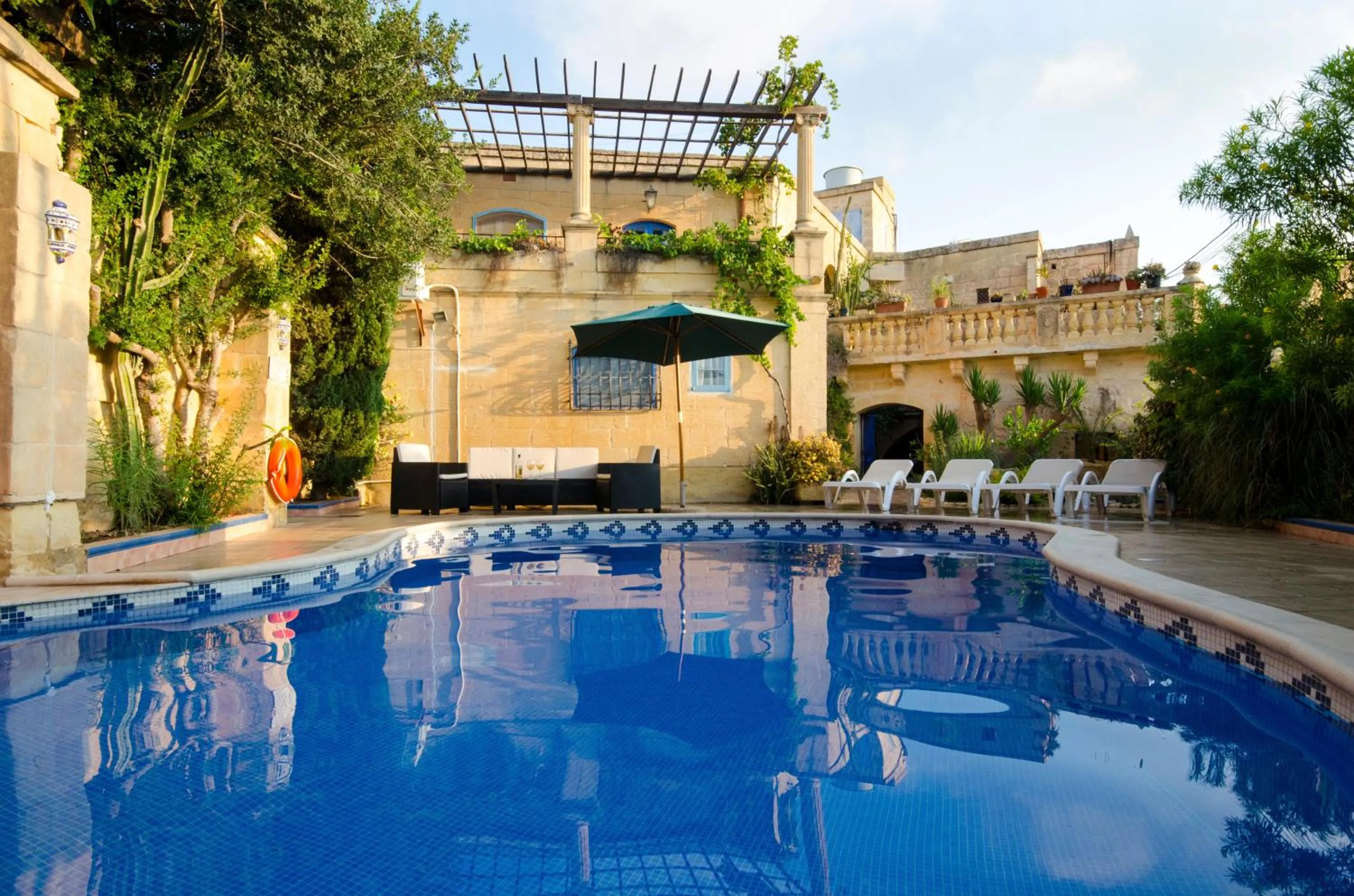 On site, Swimming Pool in Il-Wileġ Bed & Breakfast