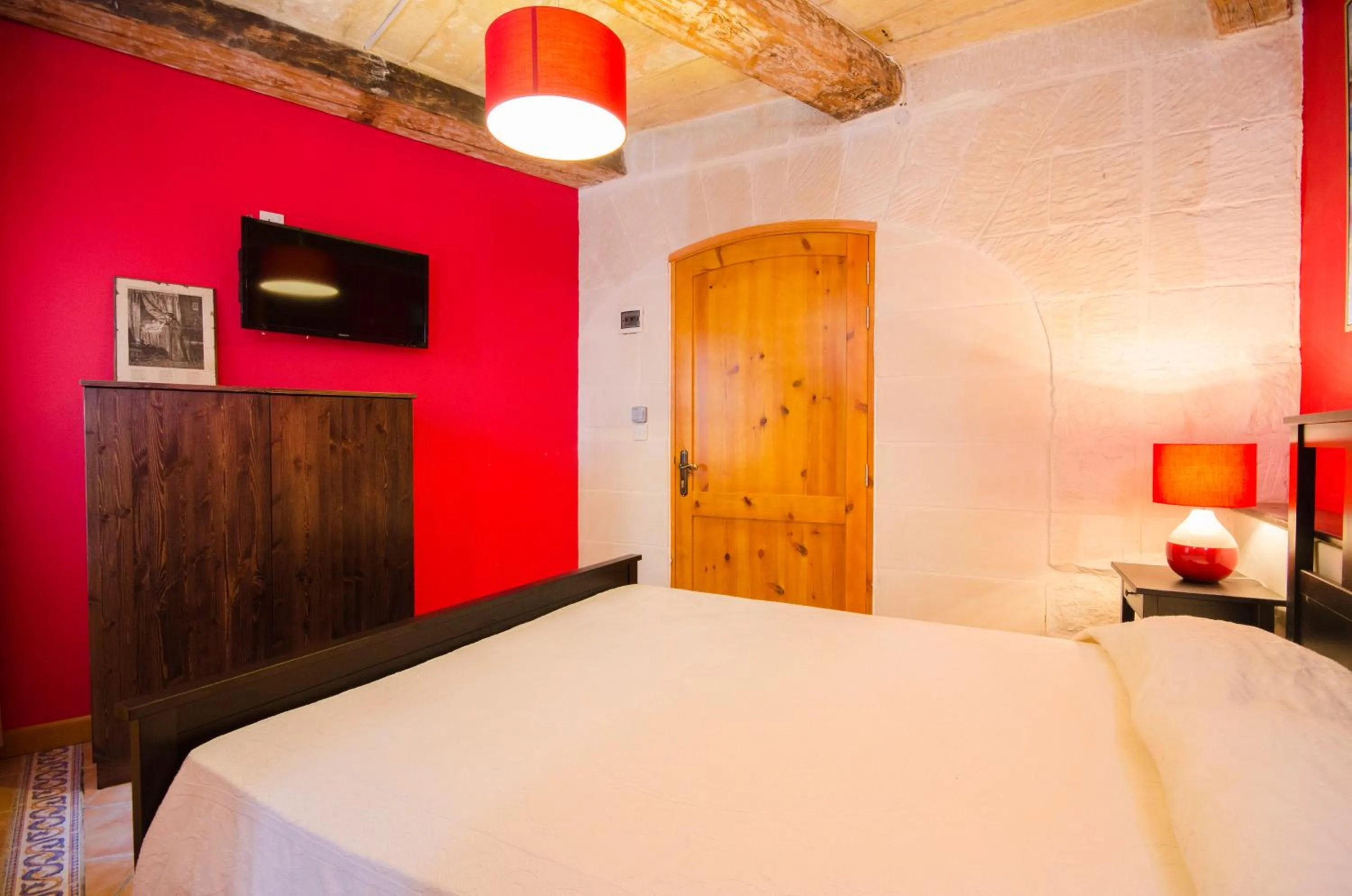 Bedroom, Bed in Il-Wileġ Bed & Breakfast