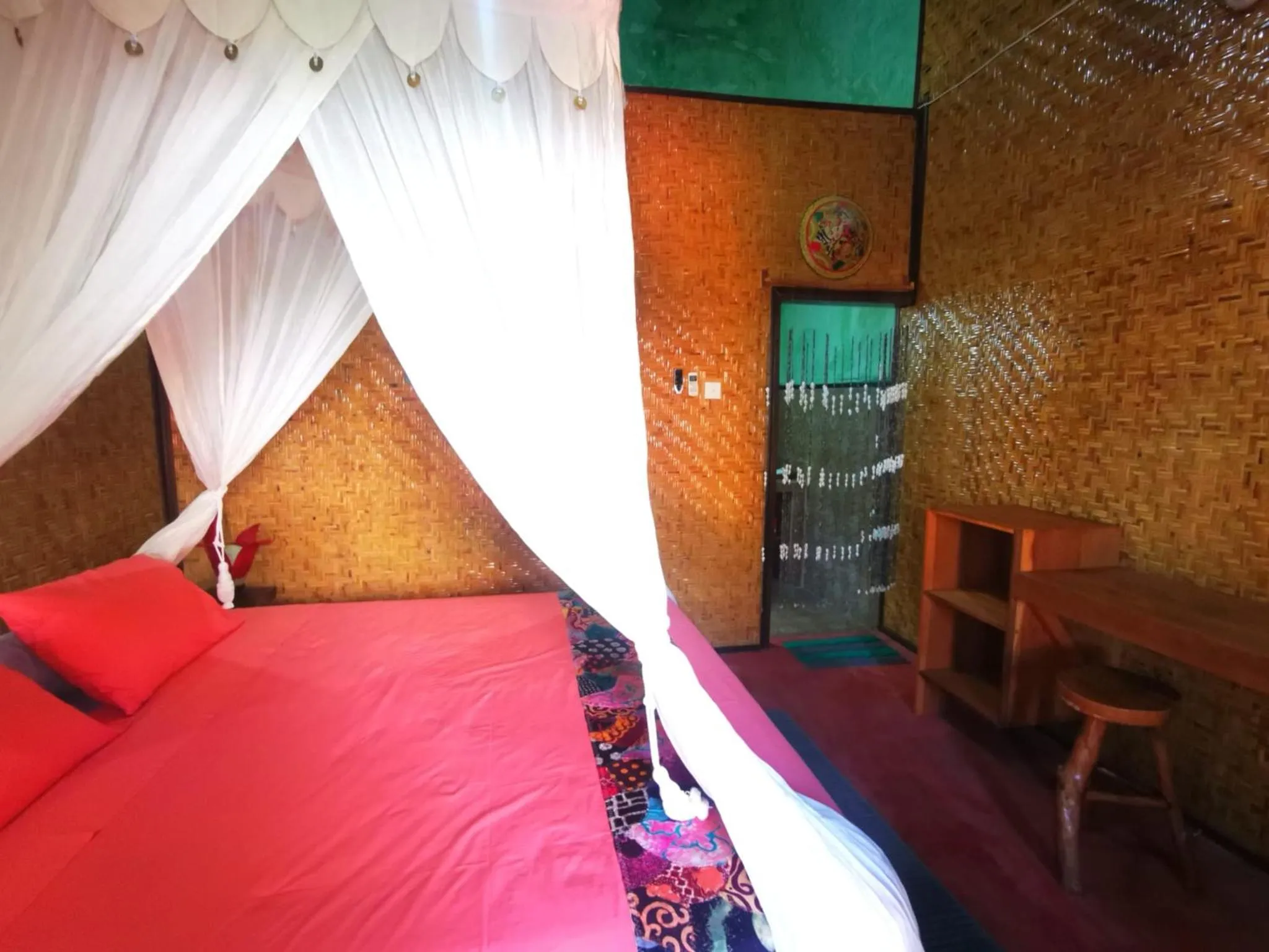 Photo of the whole room, Bed in Kampung Meno Bungalows