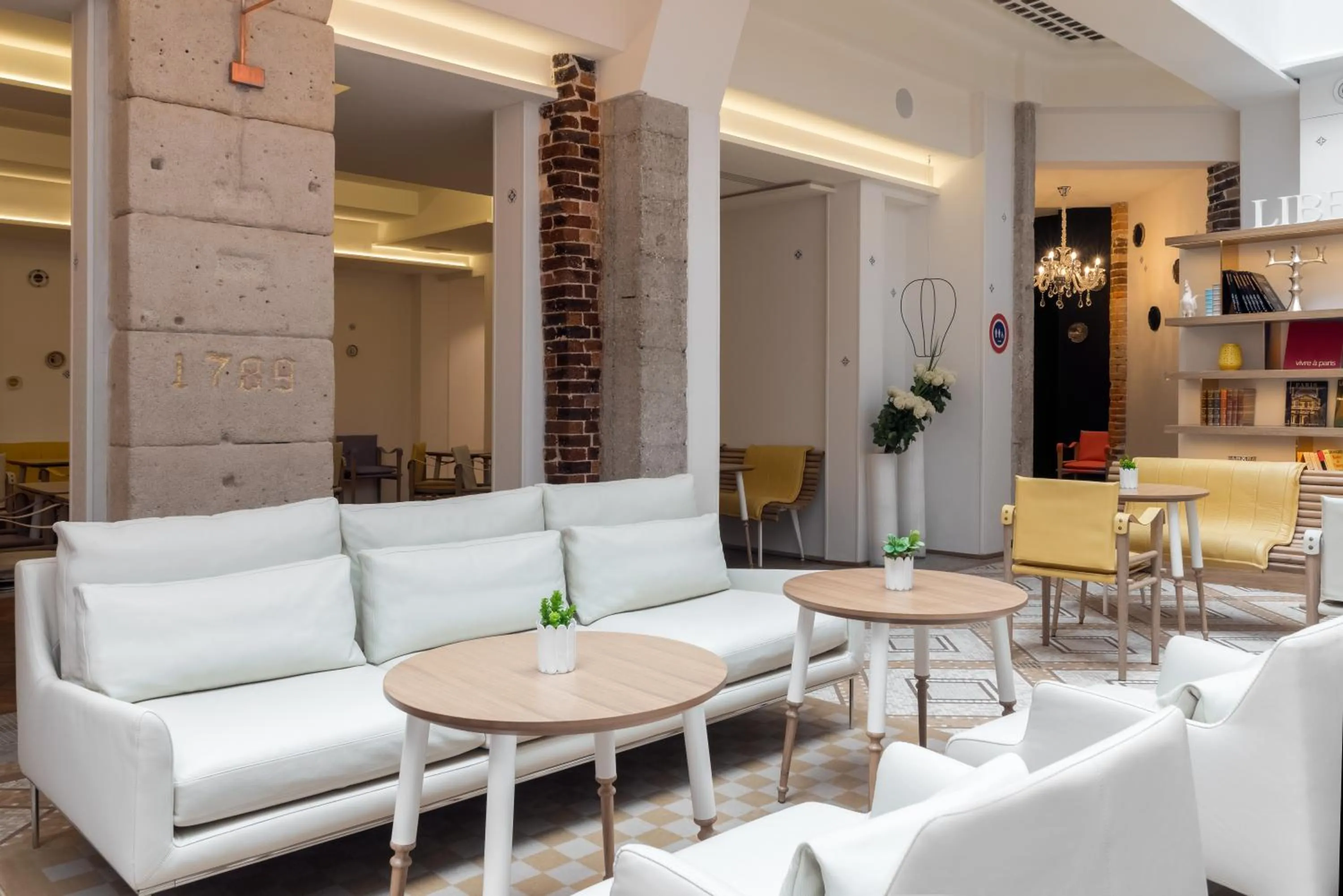 Patio in Hotel 34B - Astotel