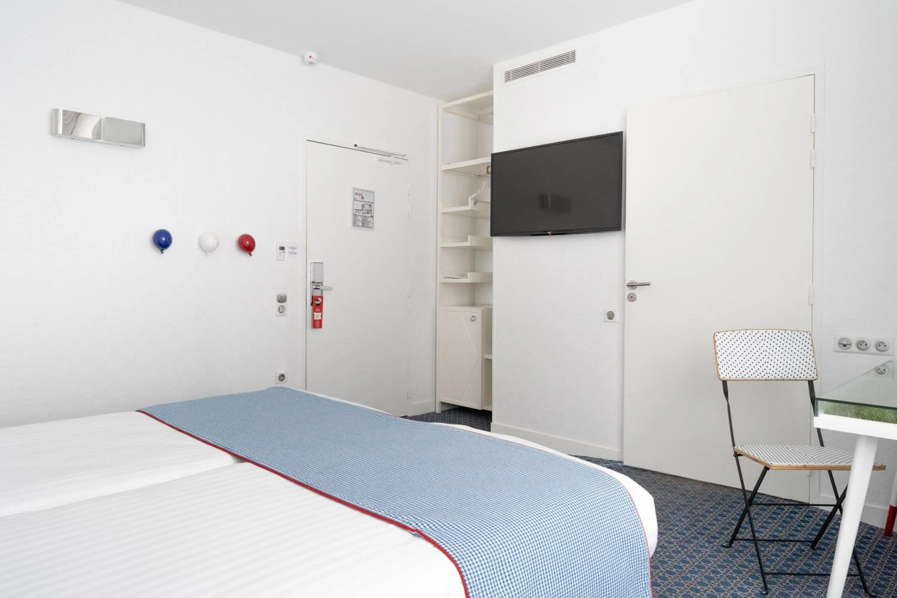 Bedroom, Bed in Hotel 34B - Astotel