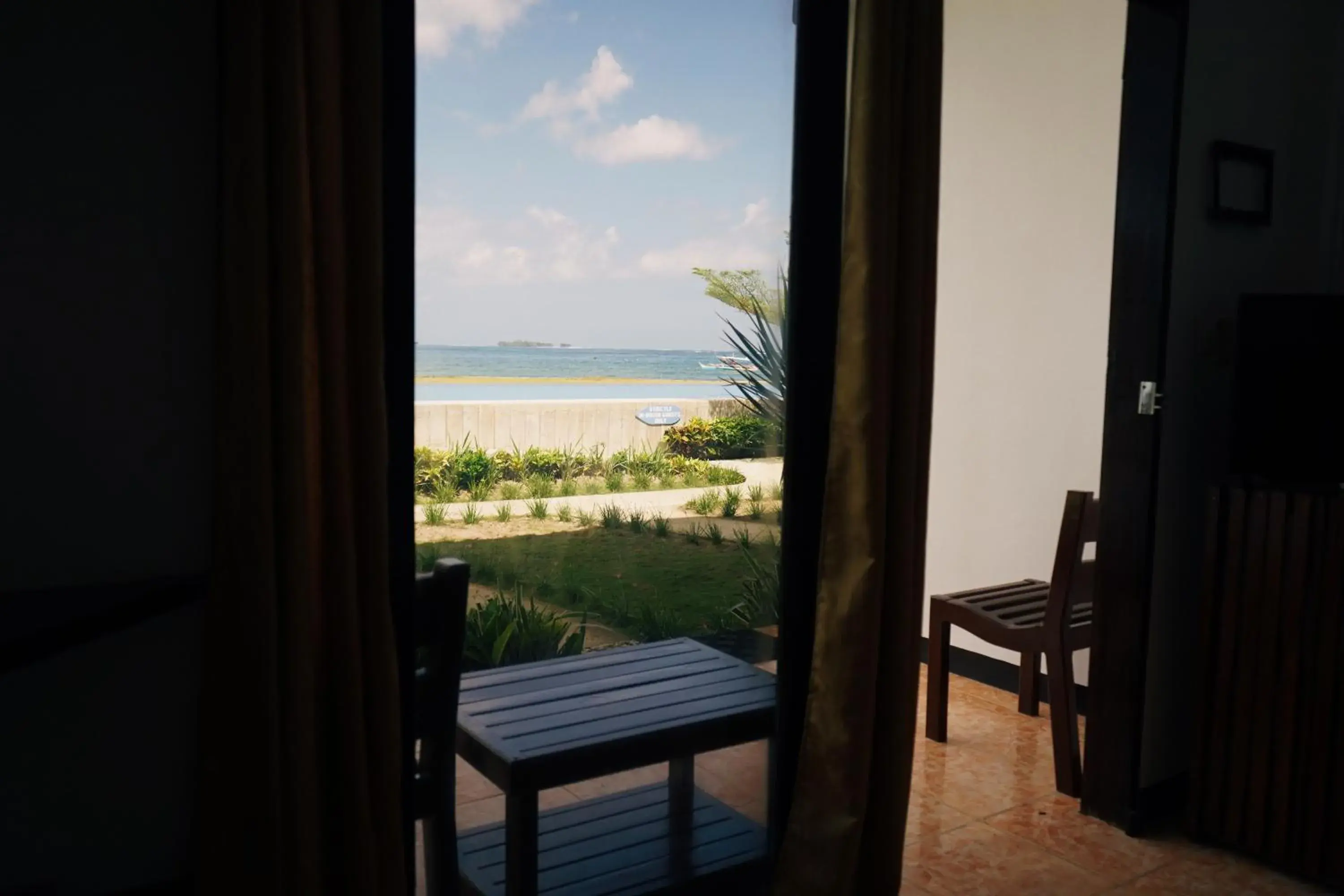 Deluxe Double Room with Sea View in Ocean 101 Beach Resort Deluxe Double Room with Sea View in Ocean 101 Beach Resort
