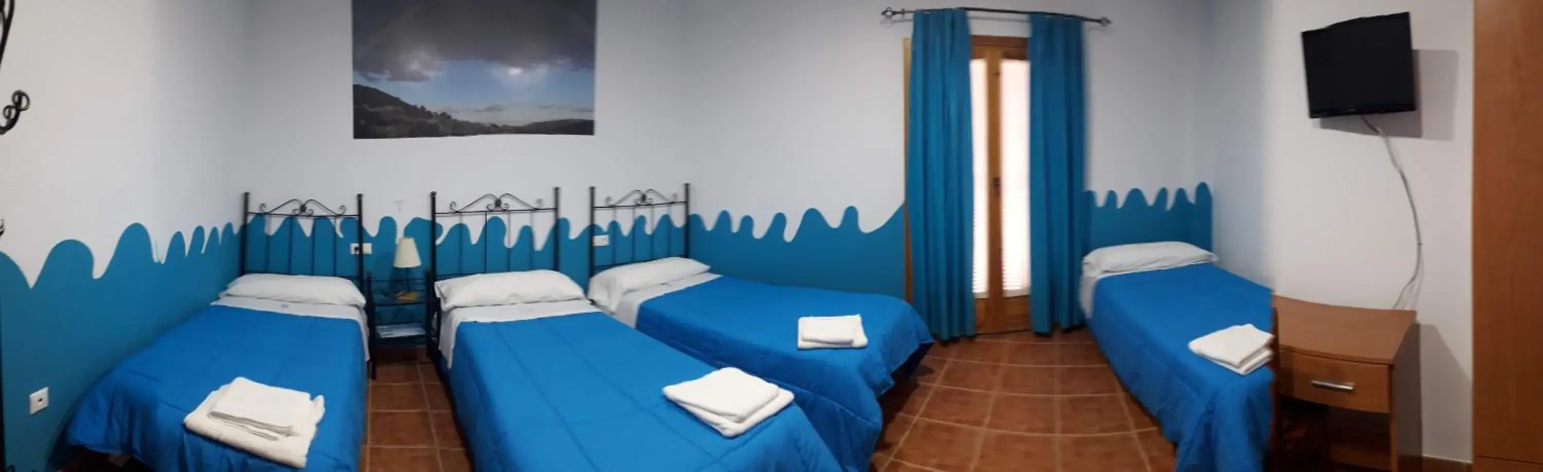 Premium Quadruple Room in Casa Rural ENTRESIERRAS Premium Quadruple Room in Casa Rural ENTRESIERRAS