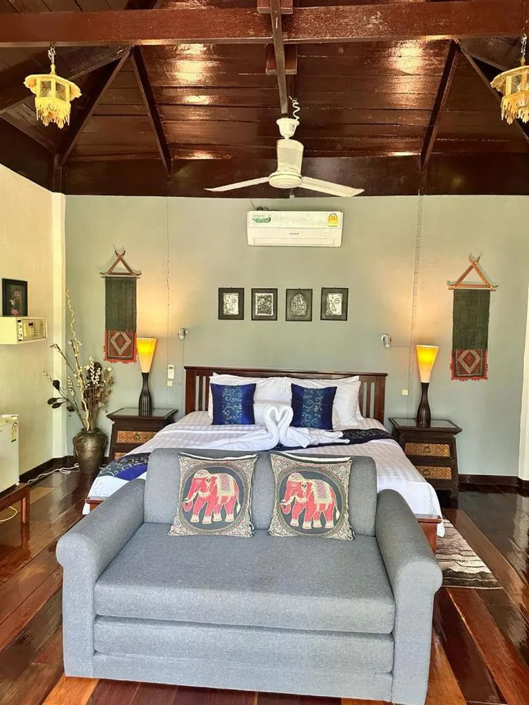 Bed in Amber Sands Beach Resort